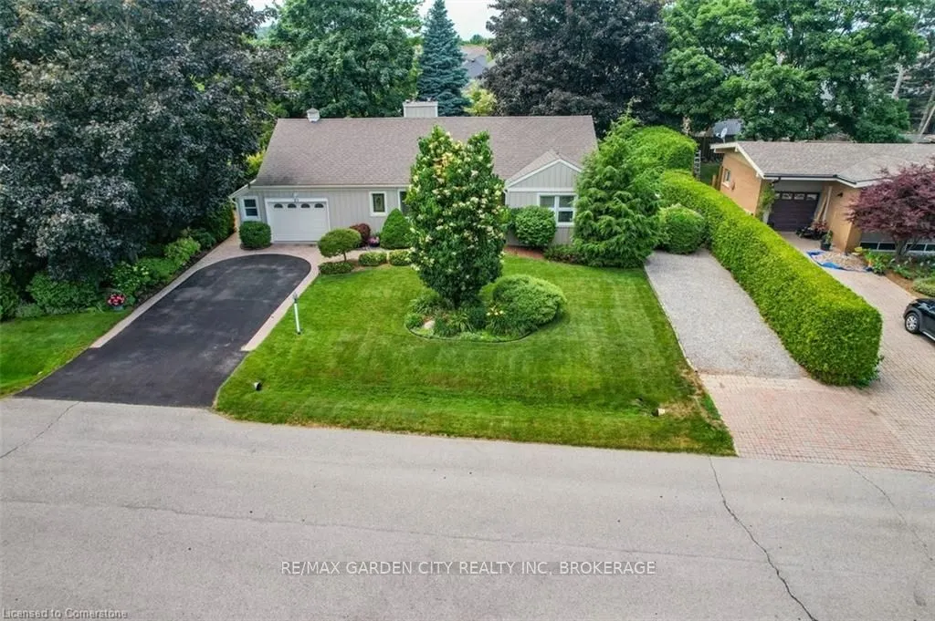 25 Garden Drive