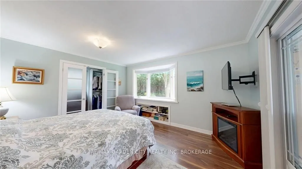 25 Garden Drive