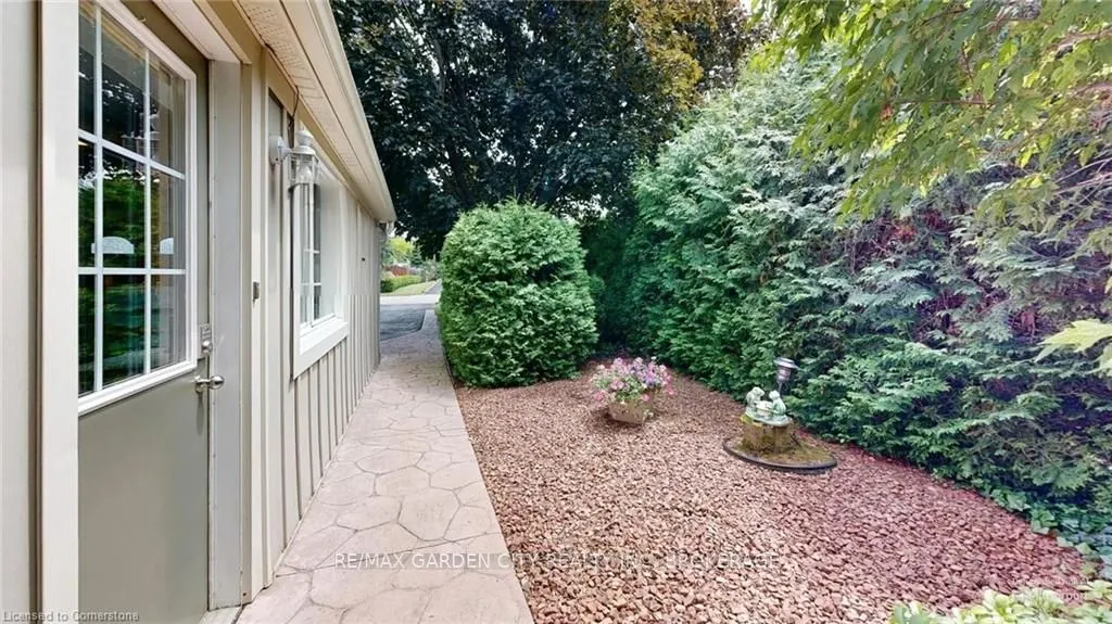 25 Garden Drive