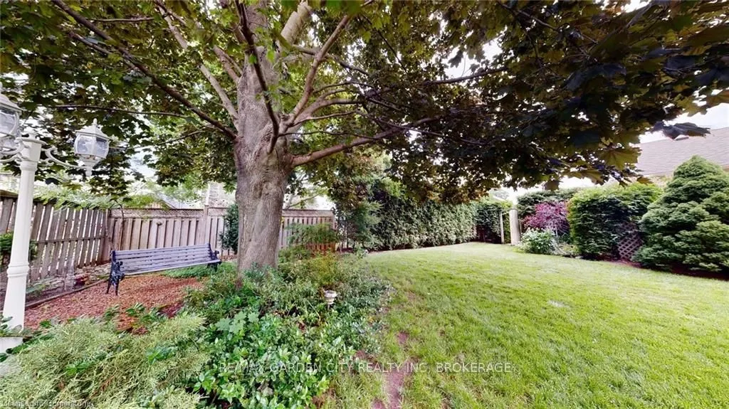 25 Garden Drive