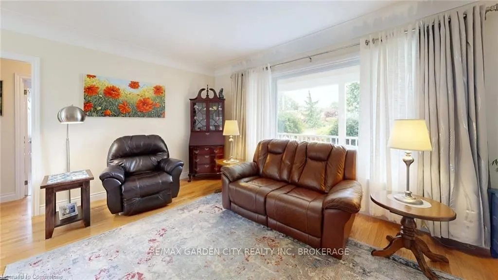 25 Garden Drive