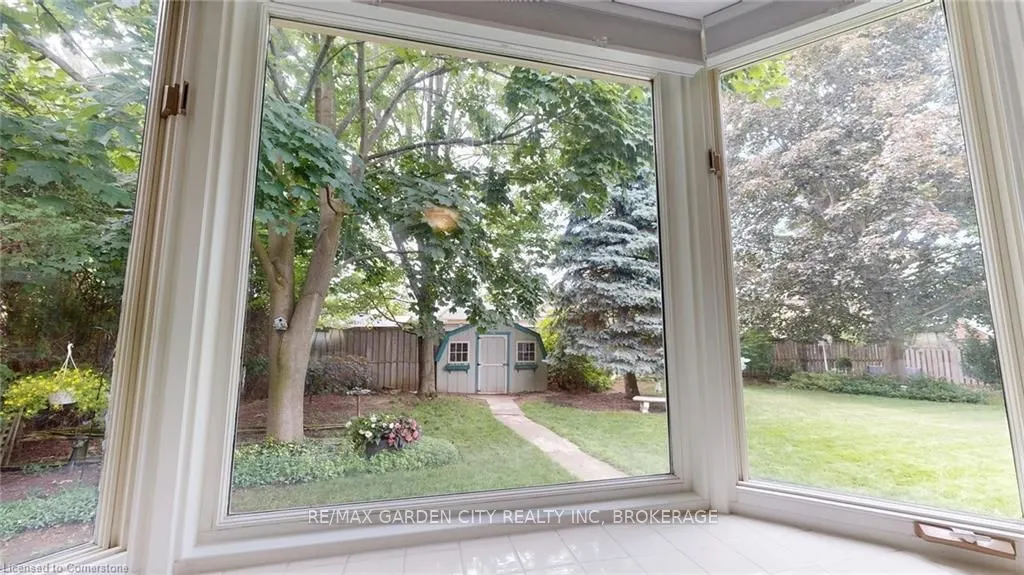 25 Garden Drive