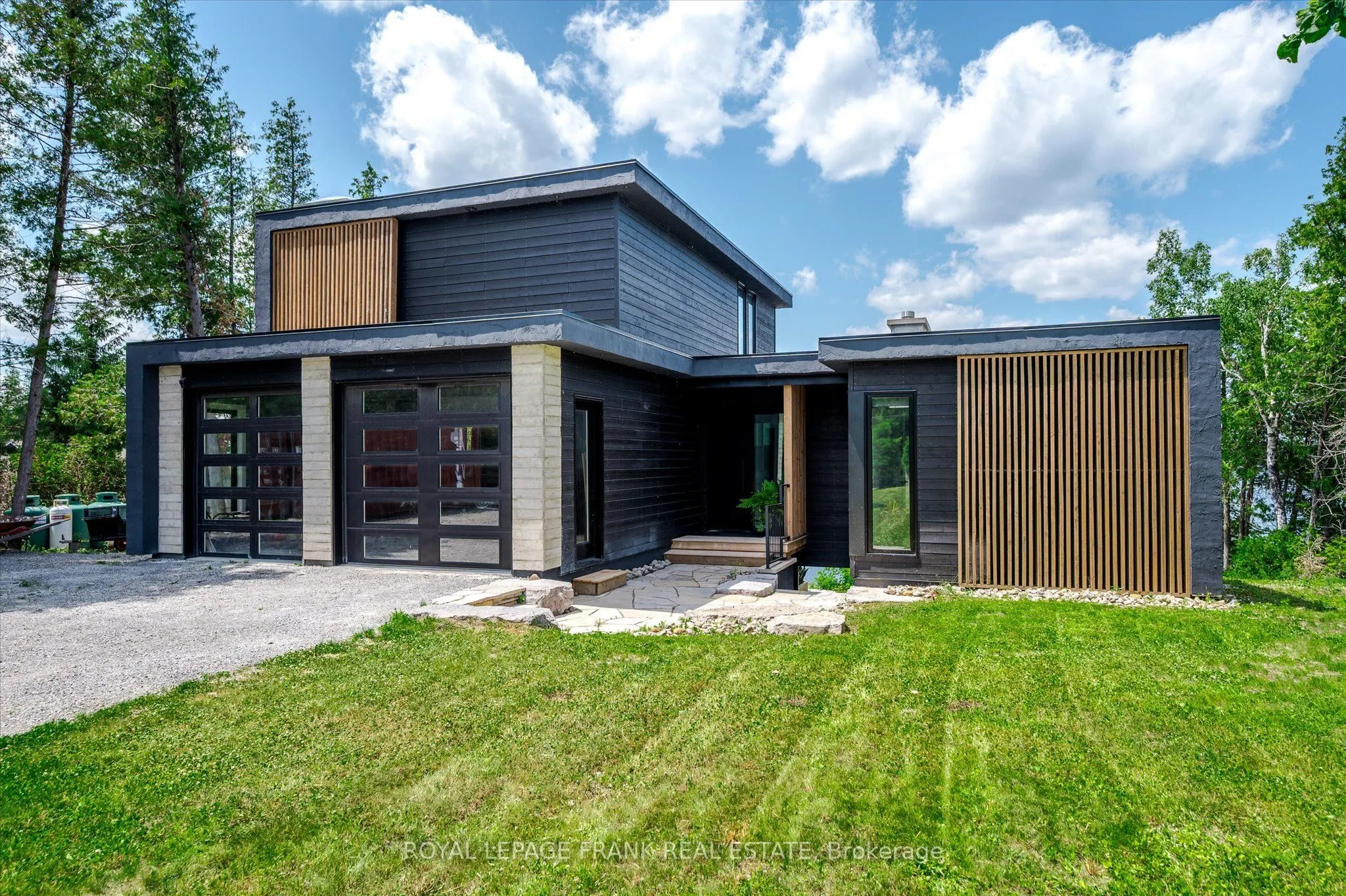 910 Birchview Road