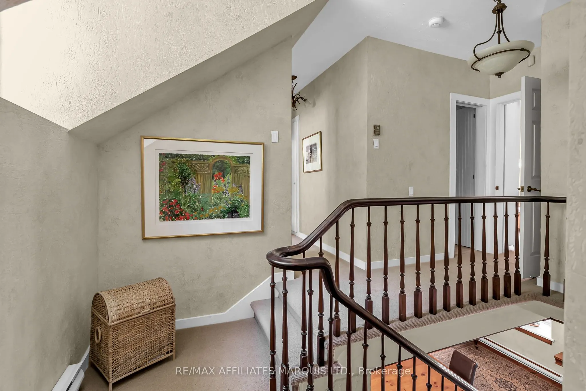 20824 South Service Road