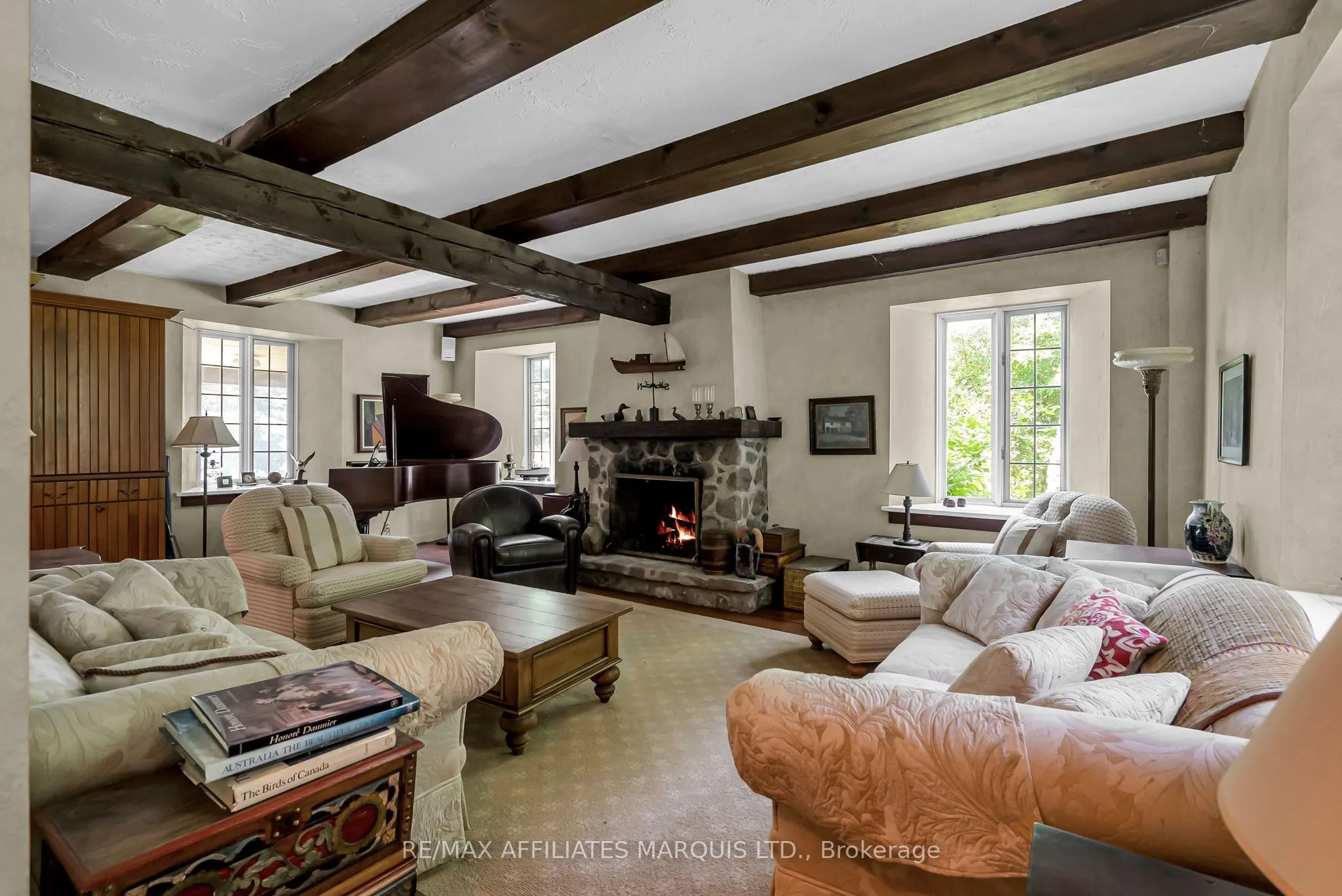 20824 South Service Road