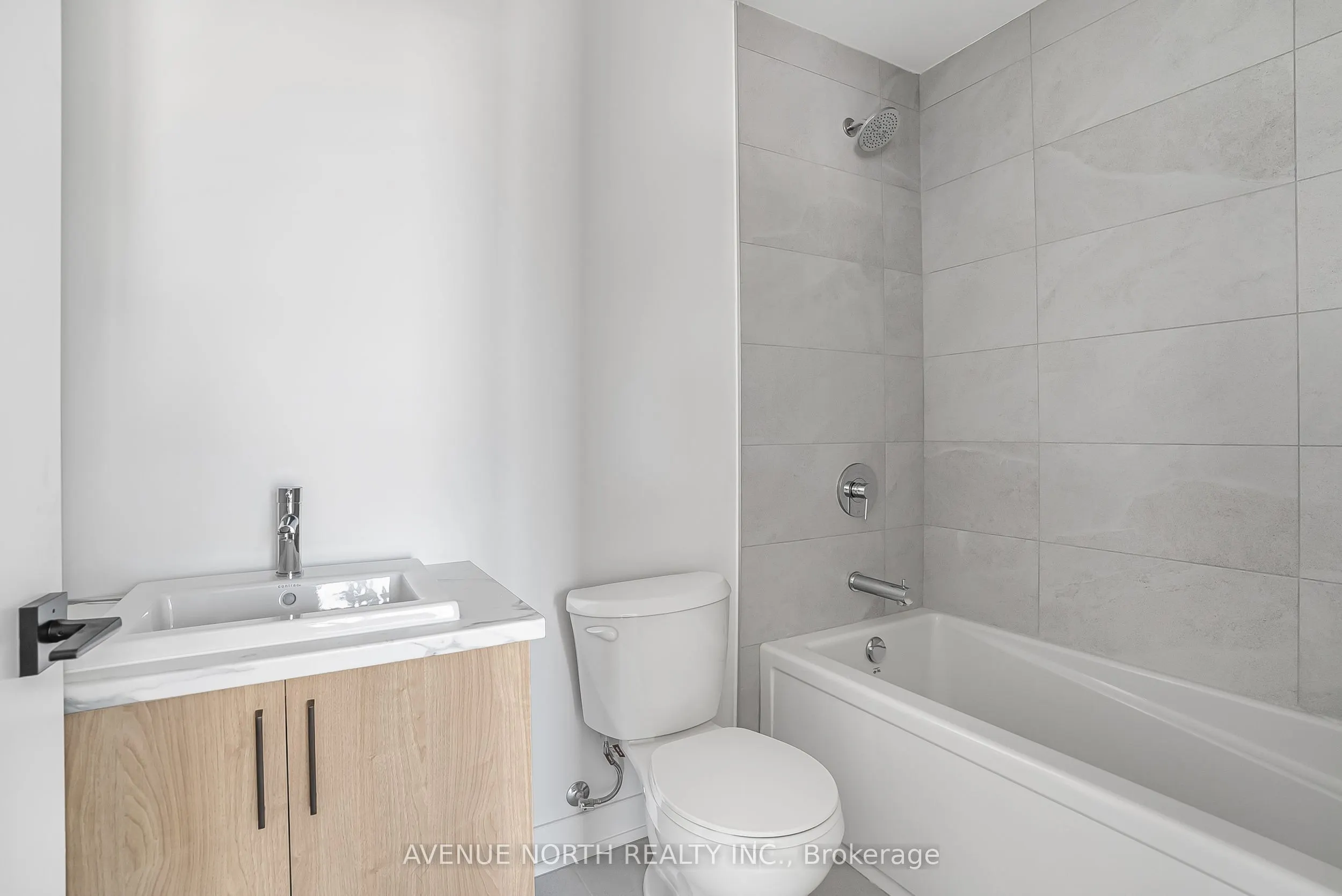 391 DIEPPE Street, #04