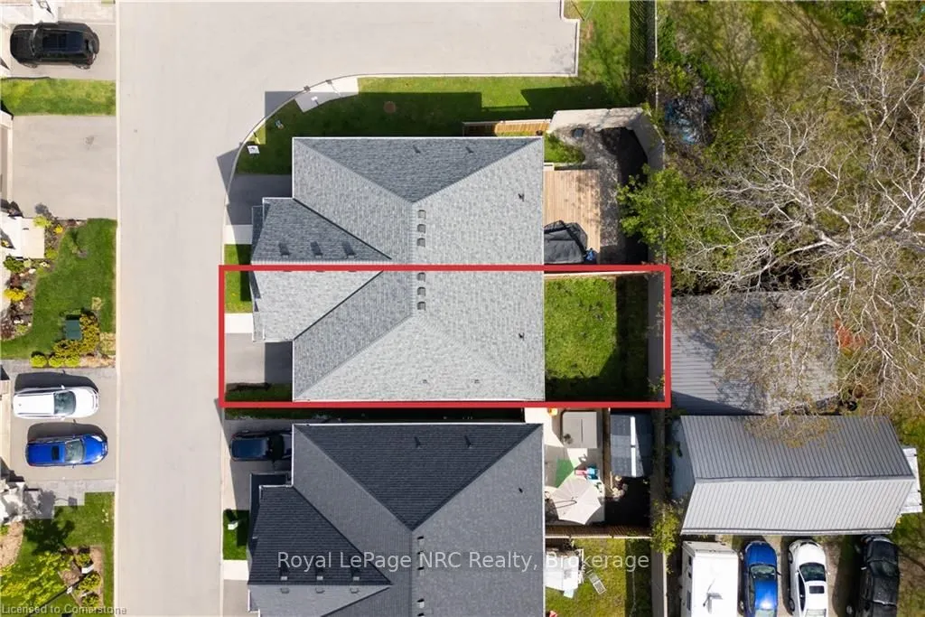 12 Lindsay Way