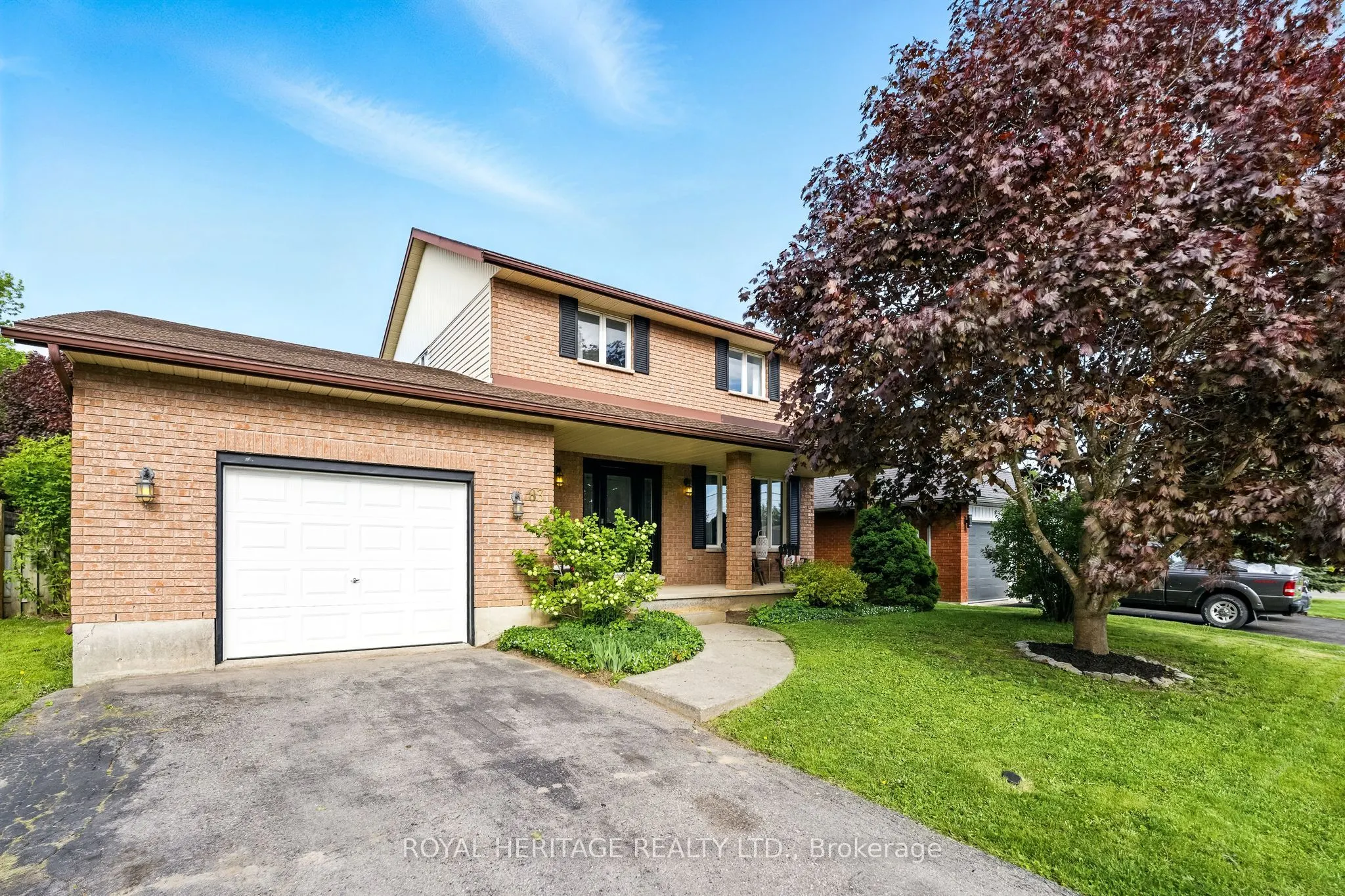 83 Pinnacle Street N
