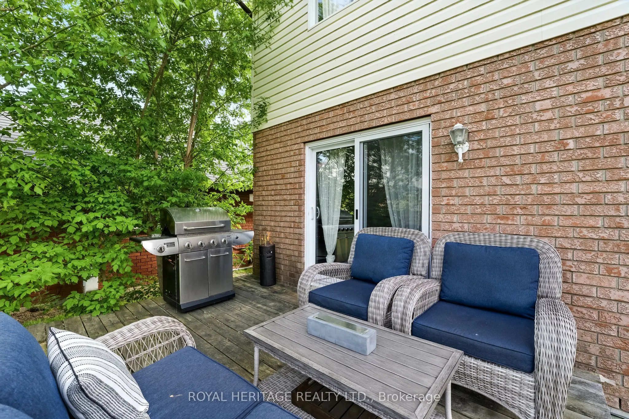 83 Pinnacle Street N