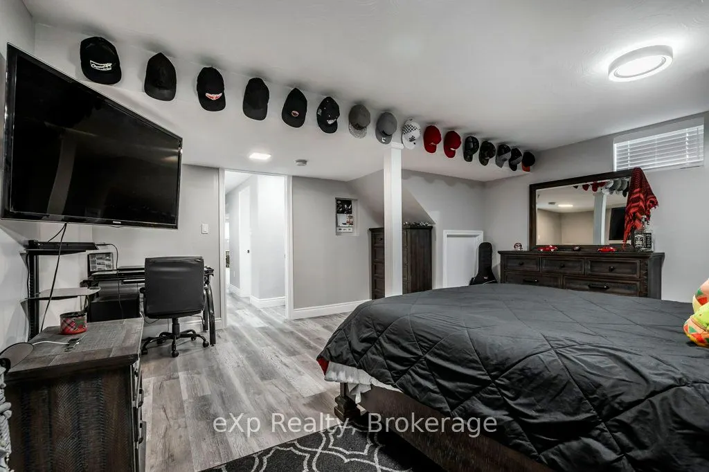 20 Brant Road Road