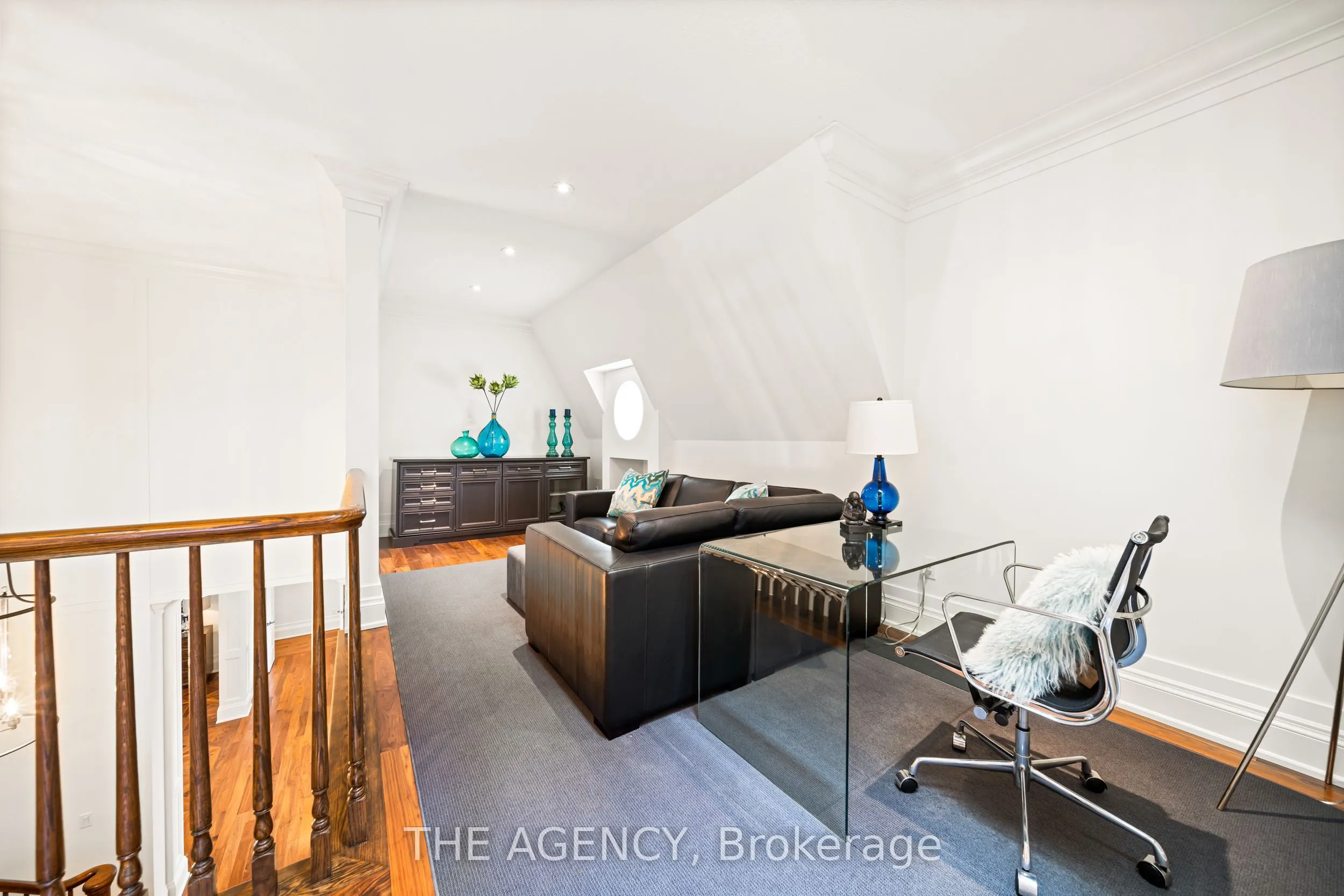 1577 Gloucester Road
