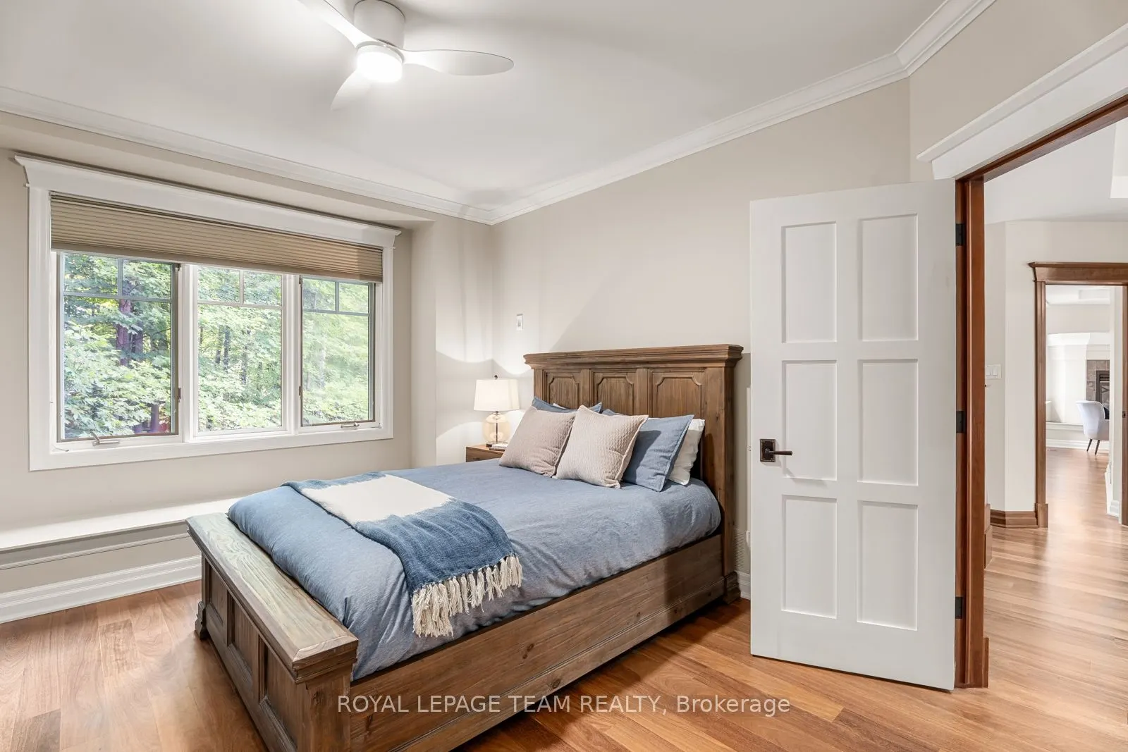 33 Marchbrook Circle