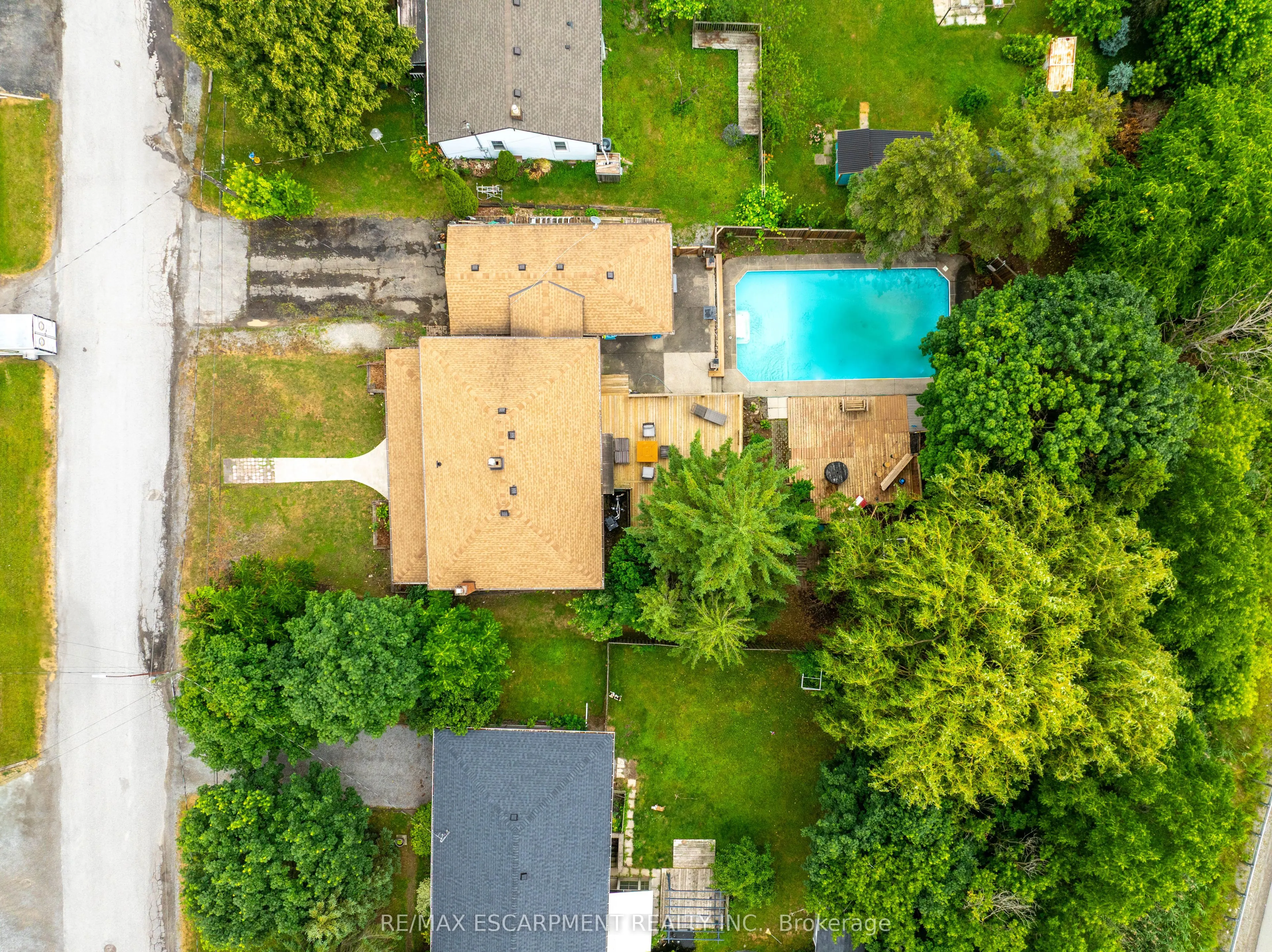 2348 Clifton Street
