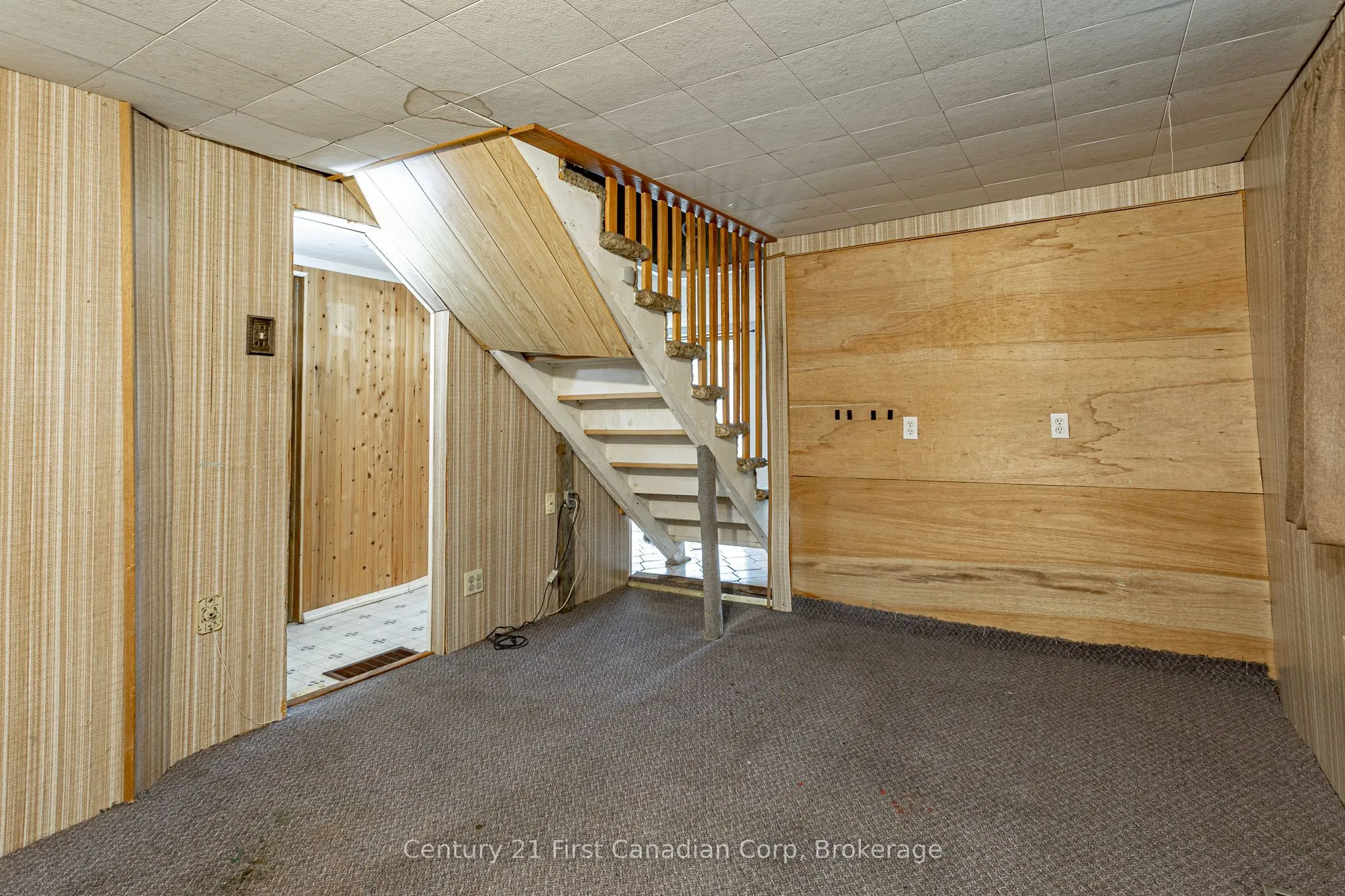 180 King Hiram Street