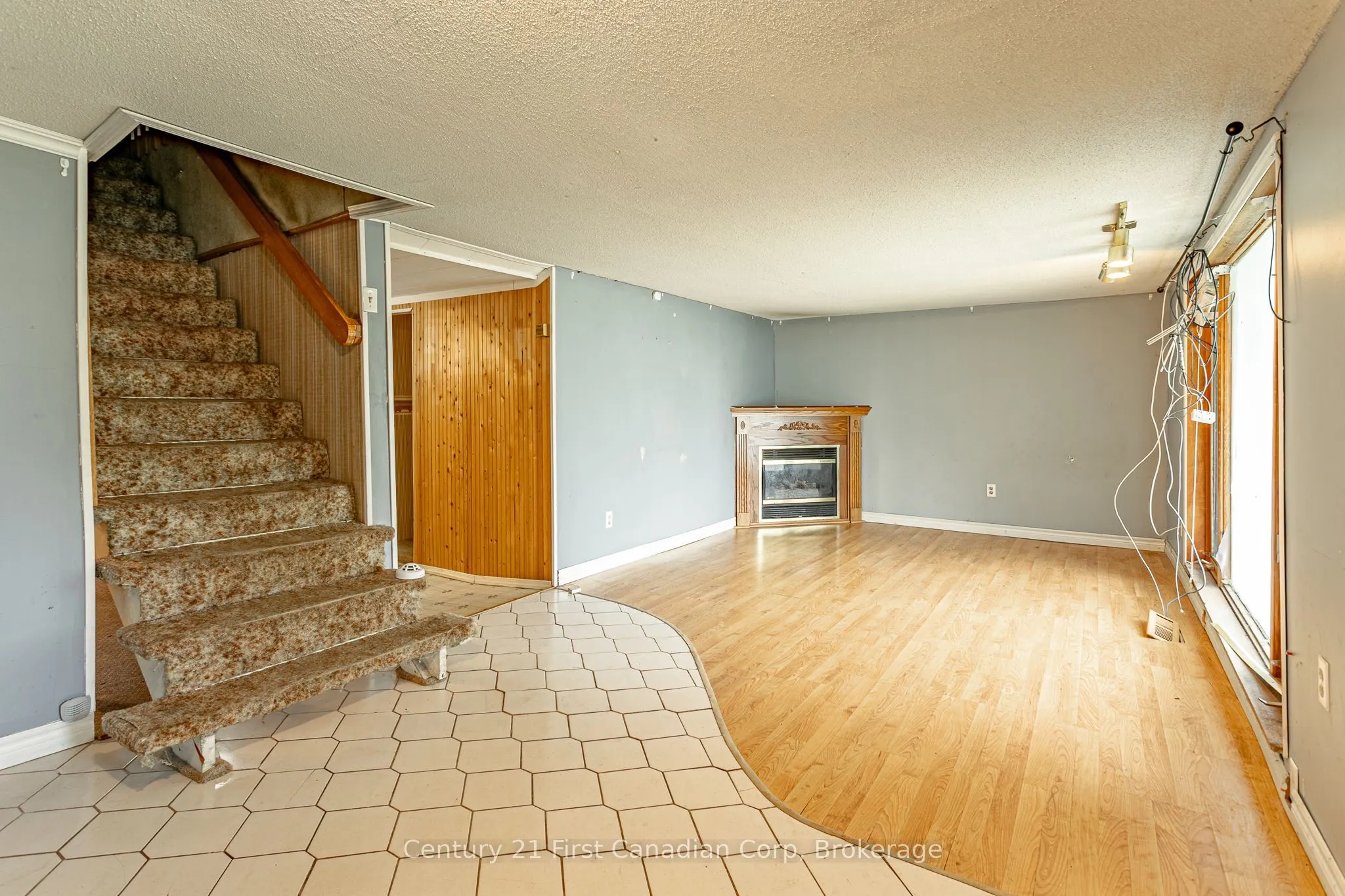 180 King Hiram Street