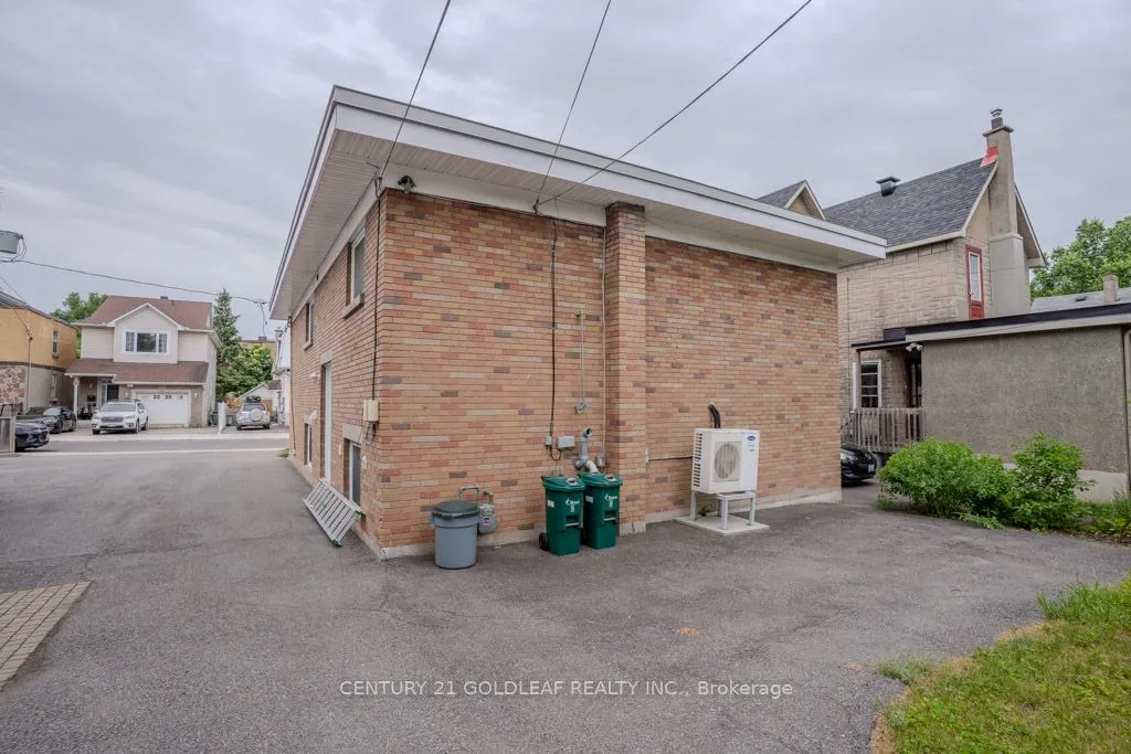 151 Montfort Street