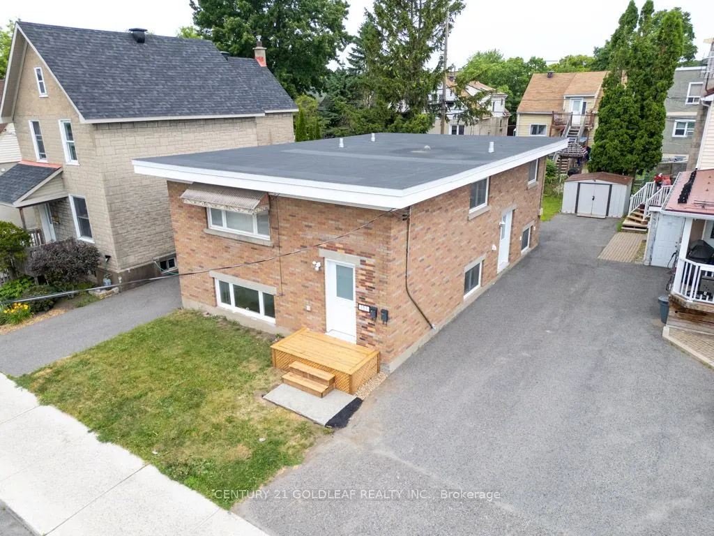 151 Montfort Street