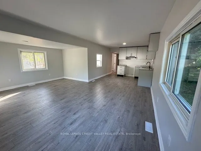 18 Park Boulevard, #18