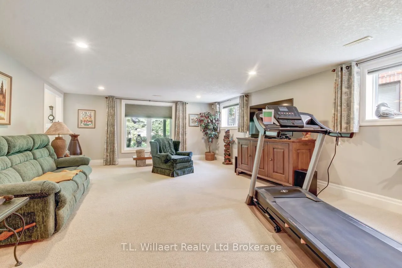7 Lyndale Road