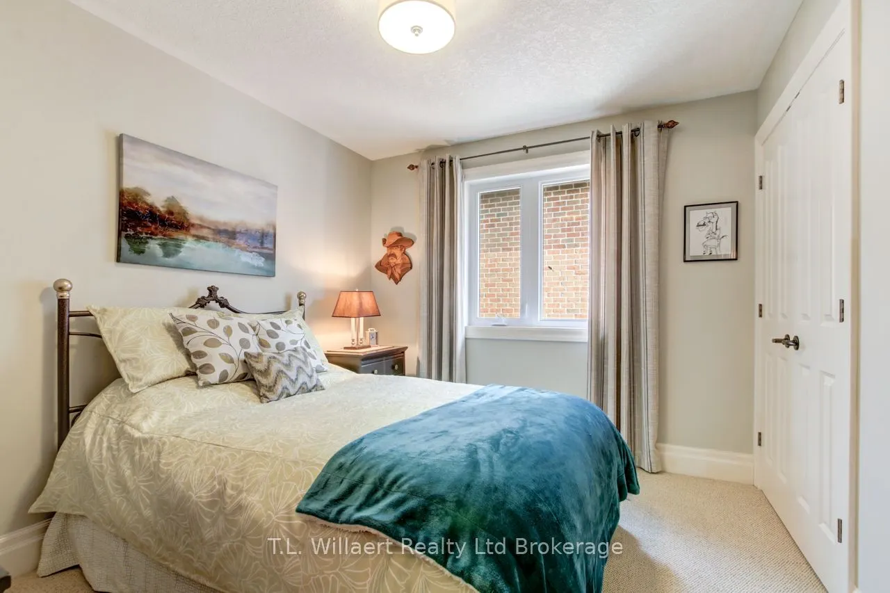 7 Lyndale Road