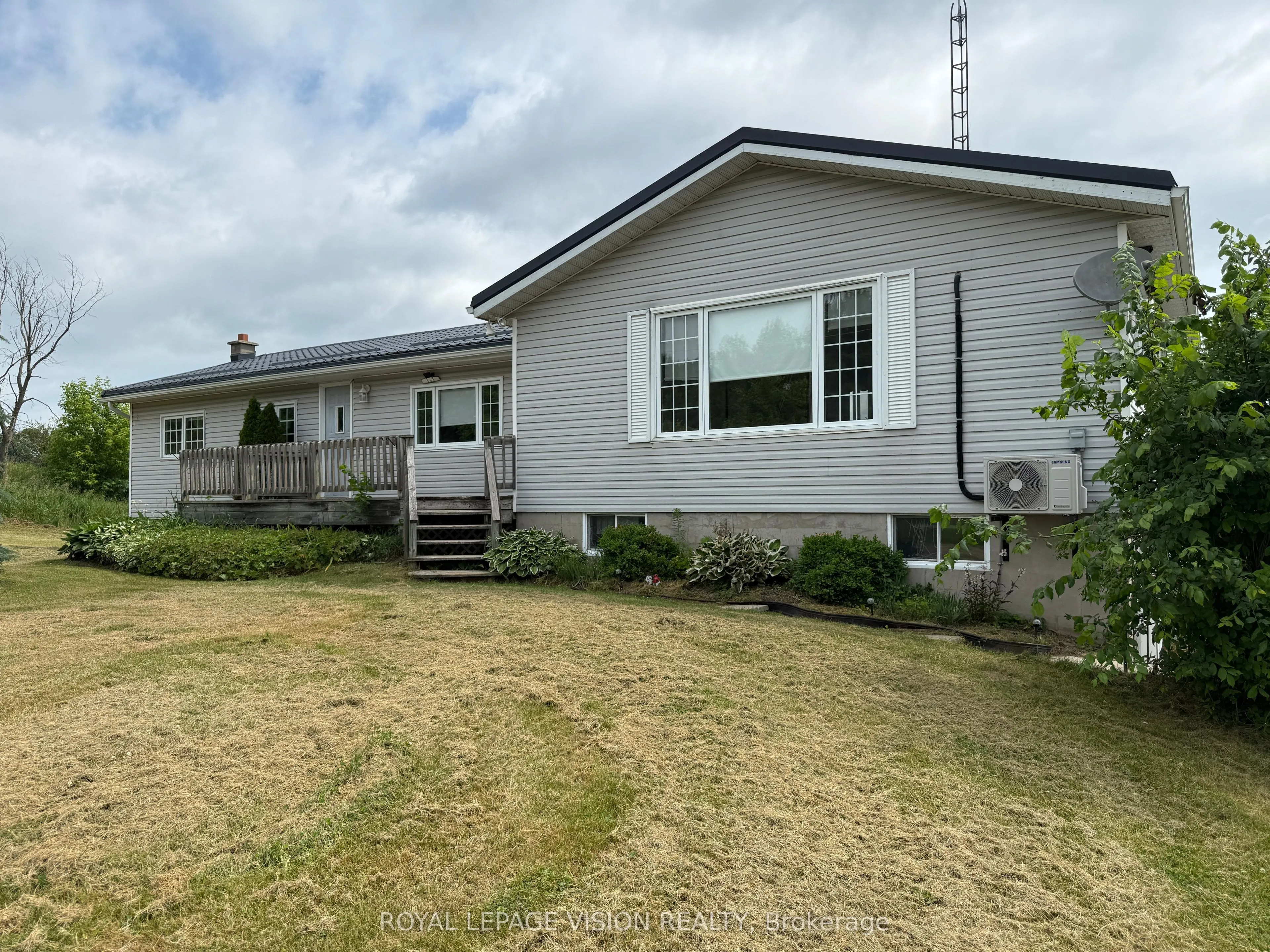 1304 Hunt Club Road, #Land + Bldg