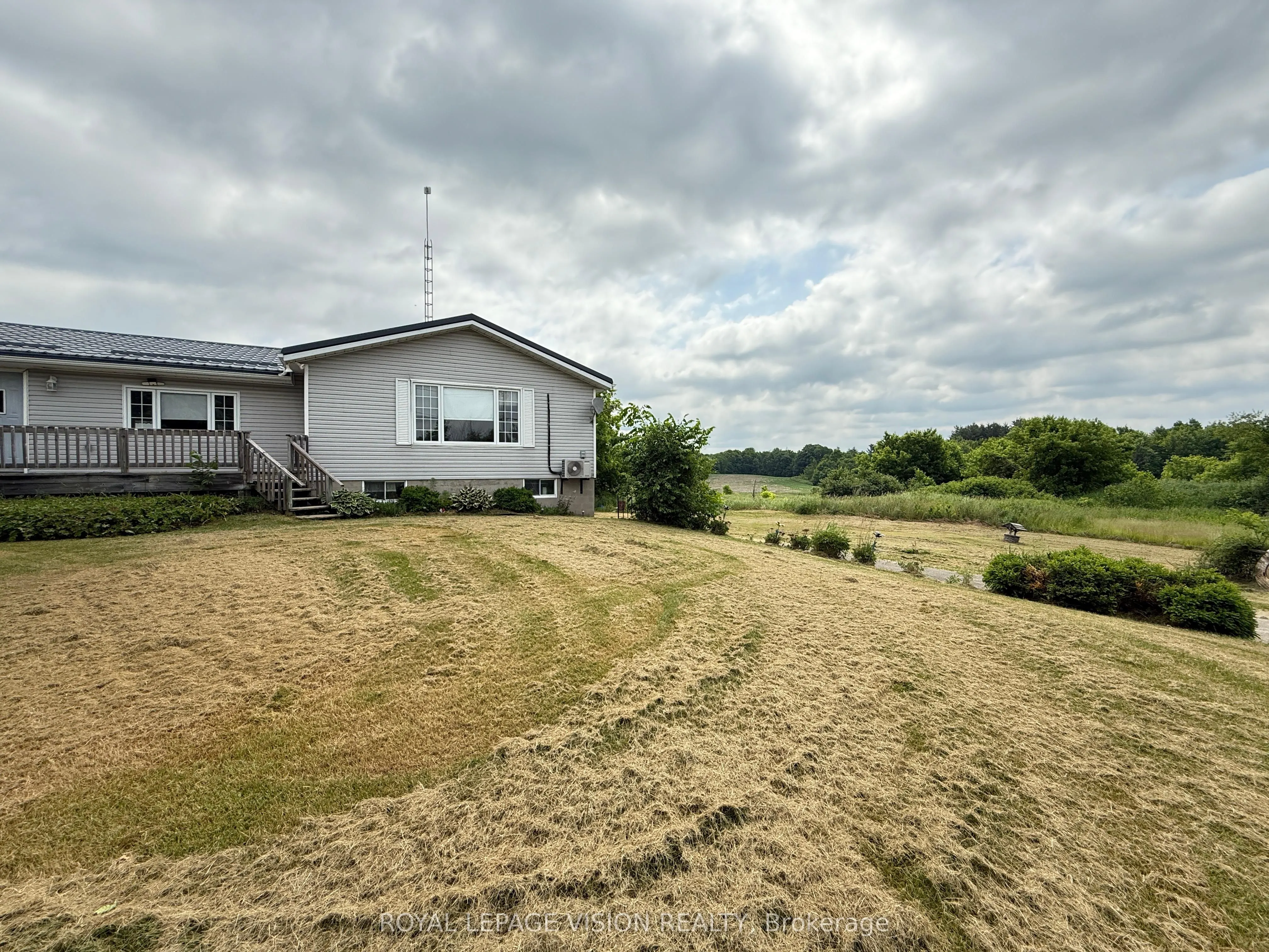 1304 Hunt Club Road, #Land + Bldg