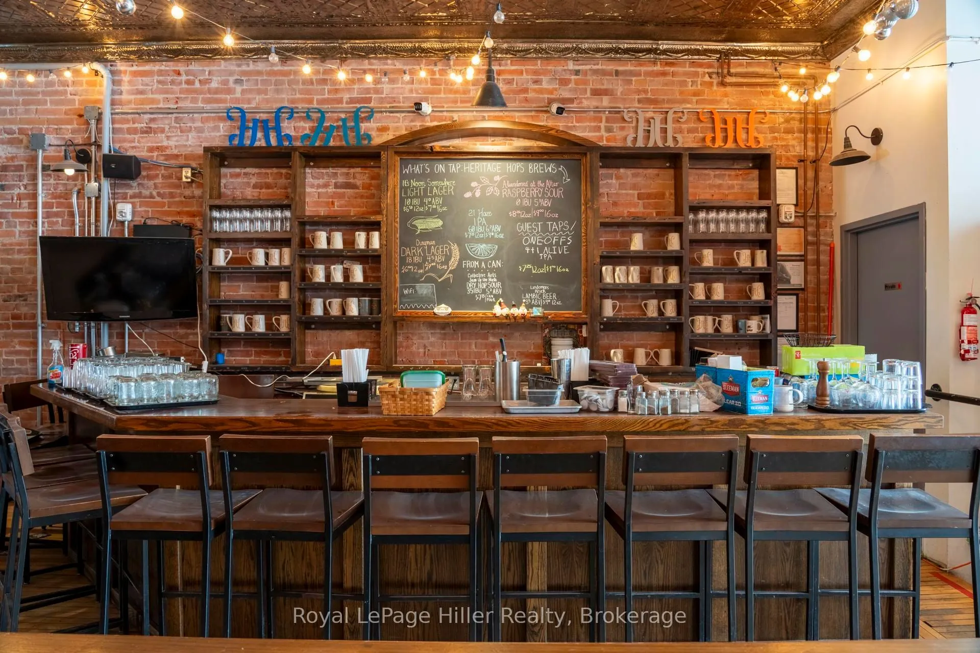 21 Market Place