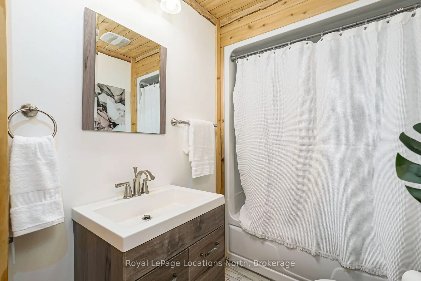 025359 Euph-St Vincent Townline