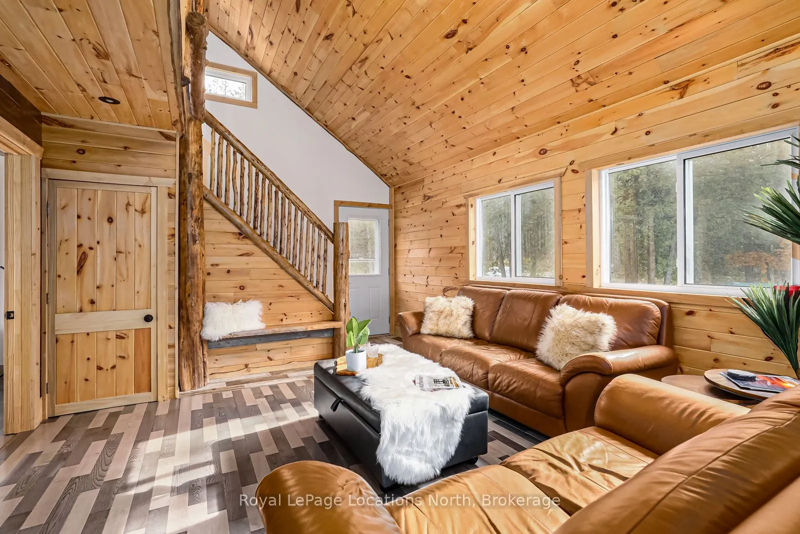 025359 Euph-St Vincent Townline