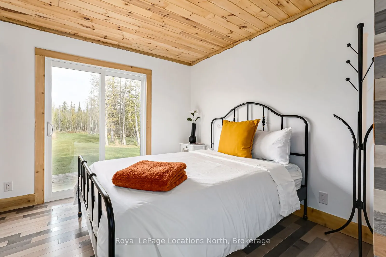 025359 Euph-St Vincent Townline