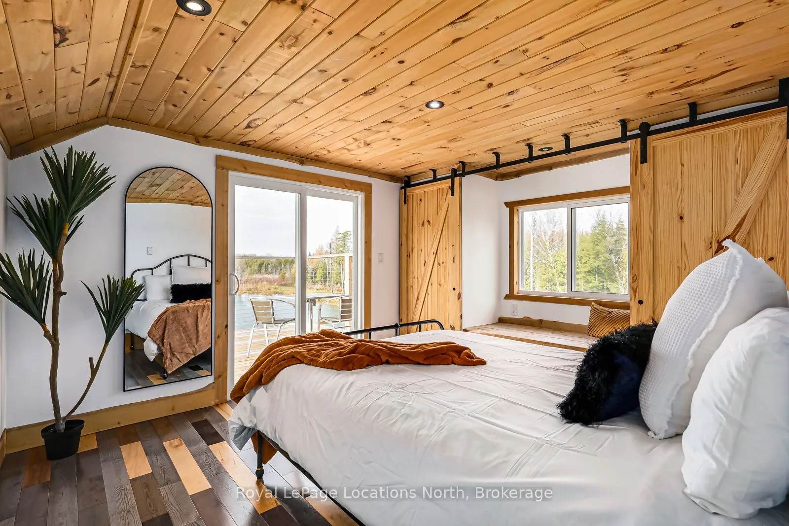 025359 Euph-St Vincent Townline