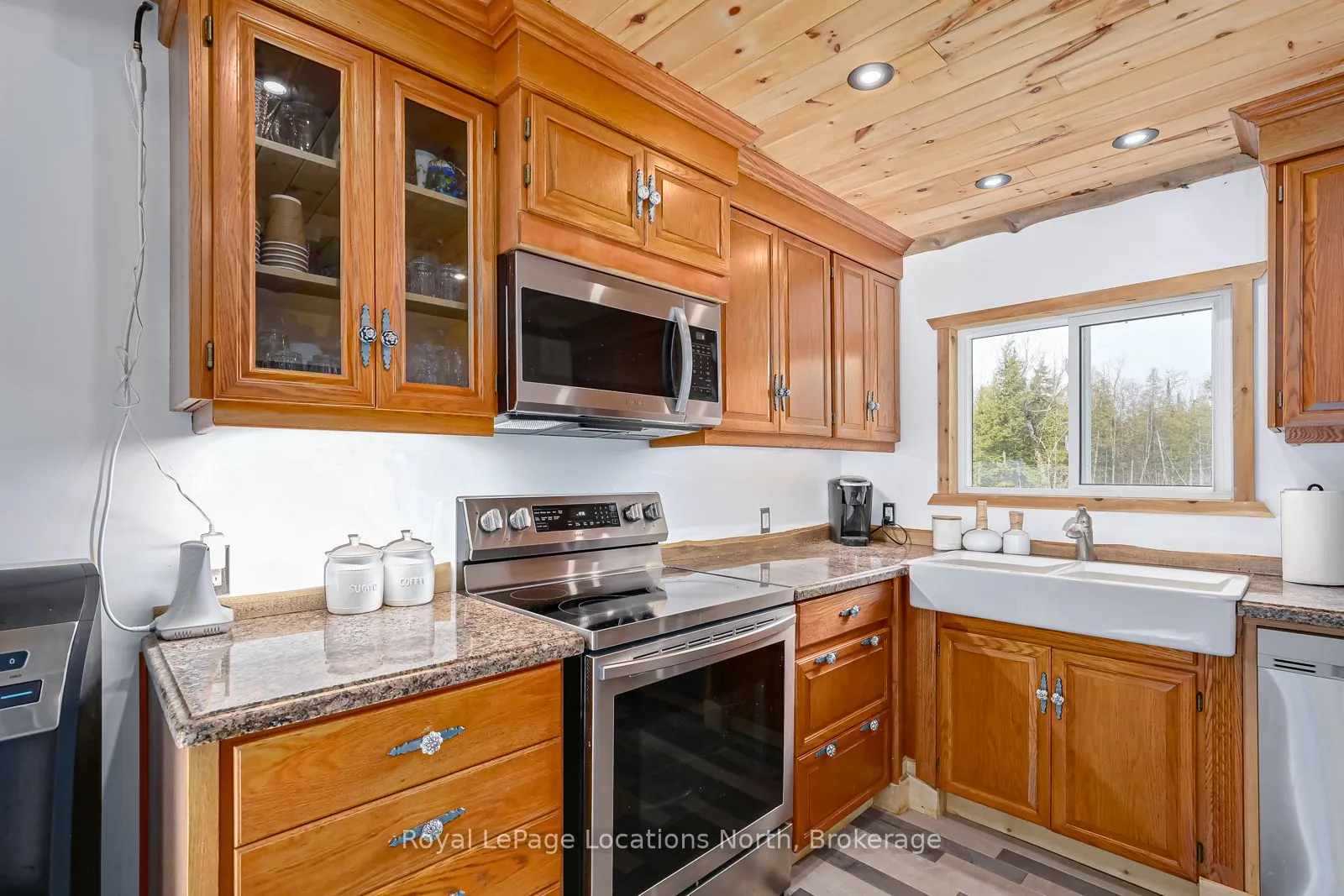 025359 Euph-St Vincent Townline
