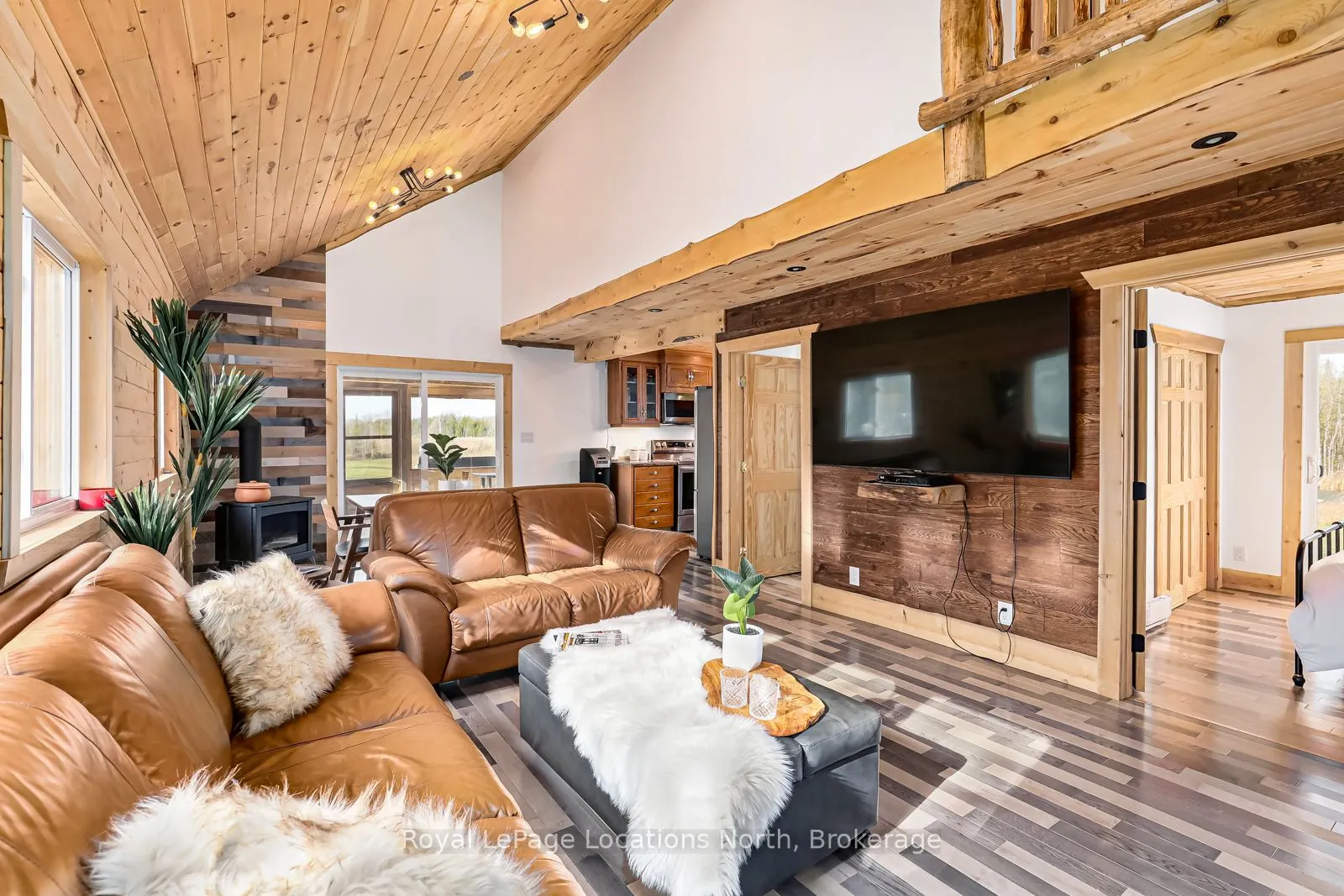 025359 Euph-St Vincent Townline