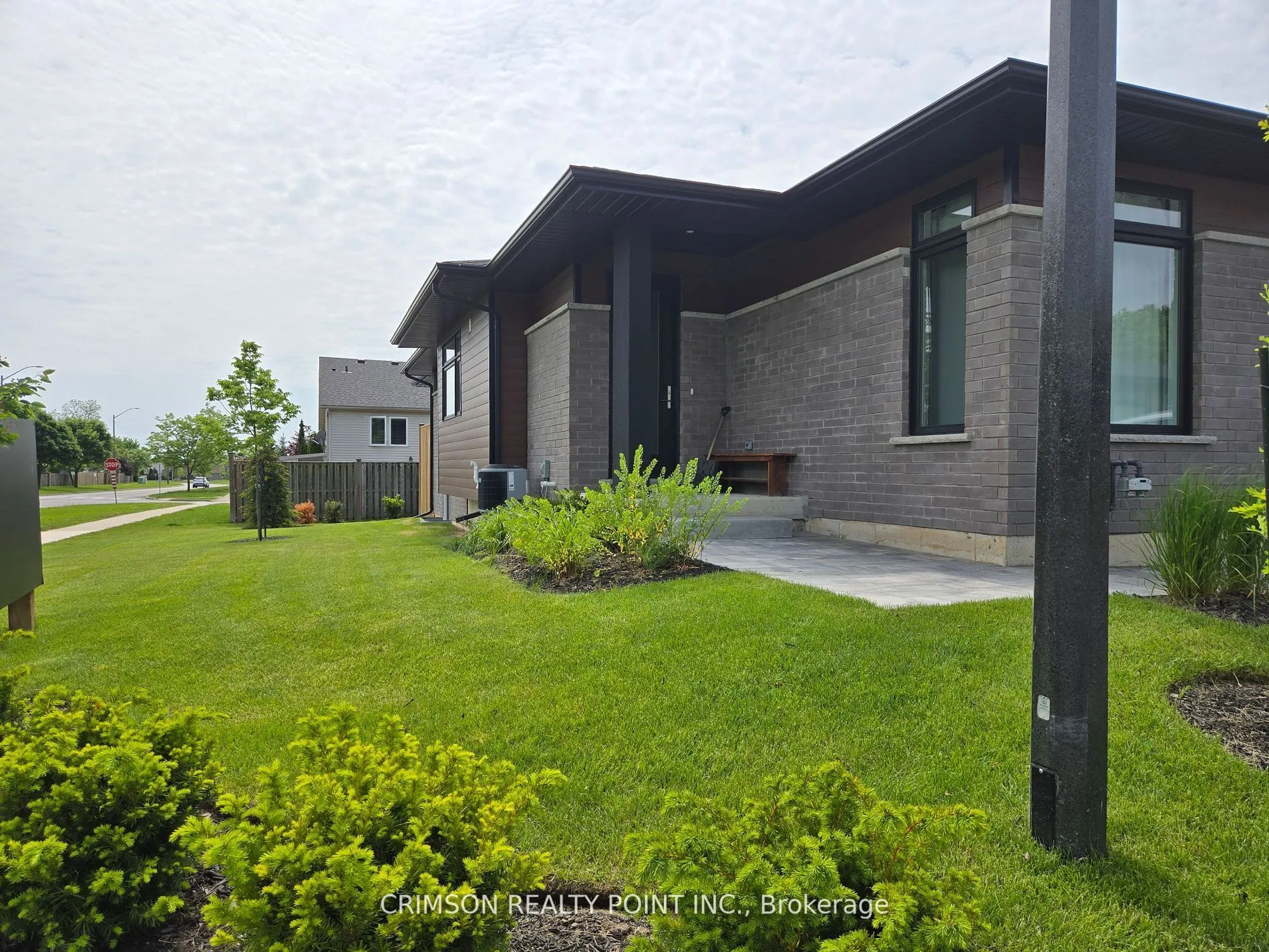 300 Richmond Street, #1