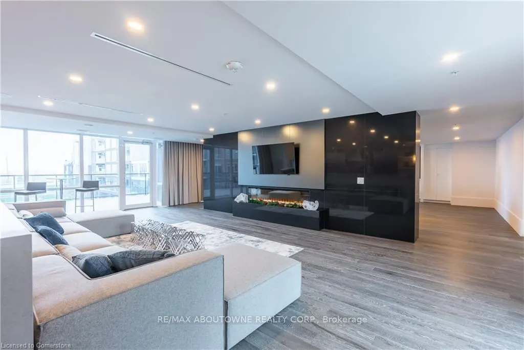 16 Concord Place, #621