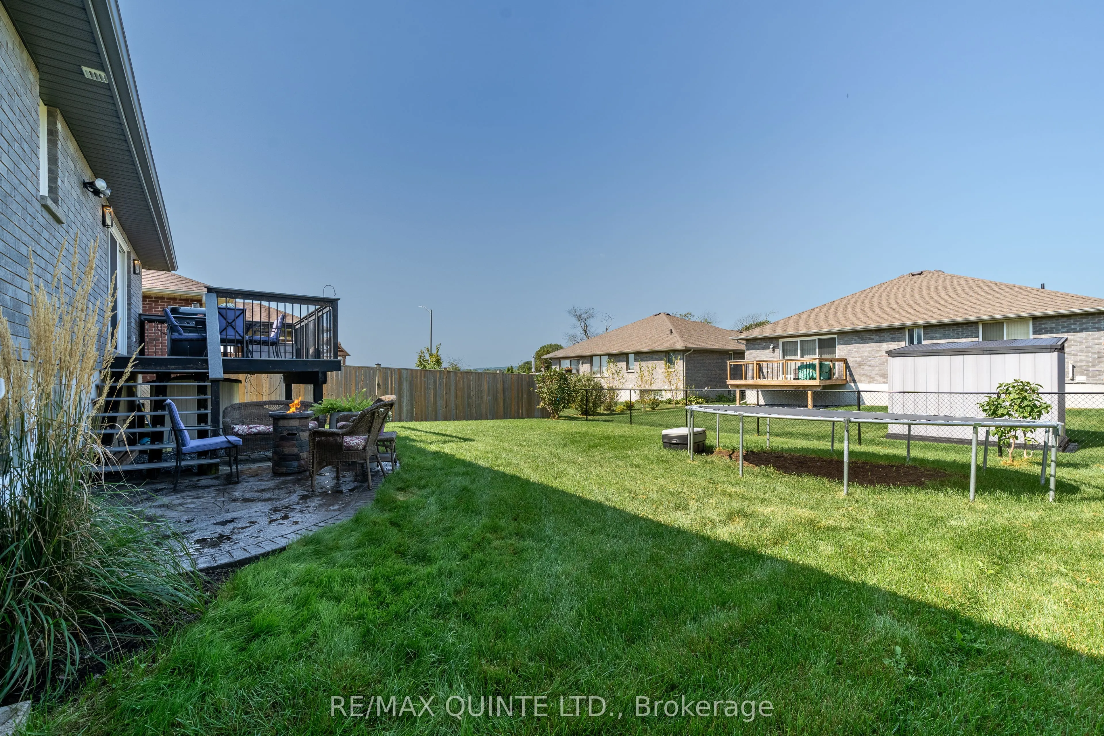 56 McIntosh Crescent