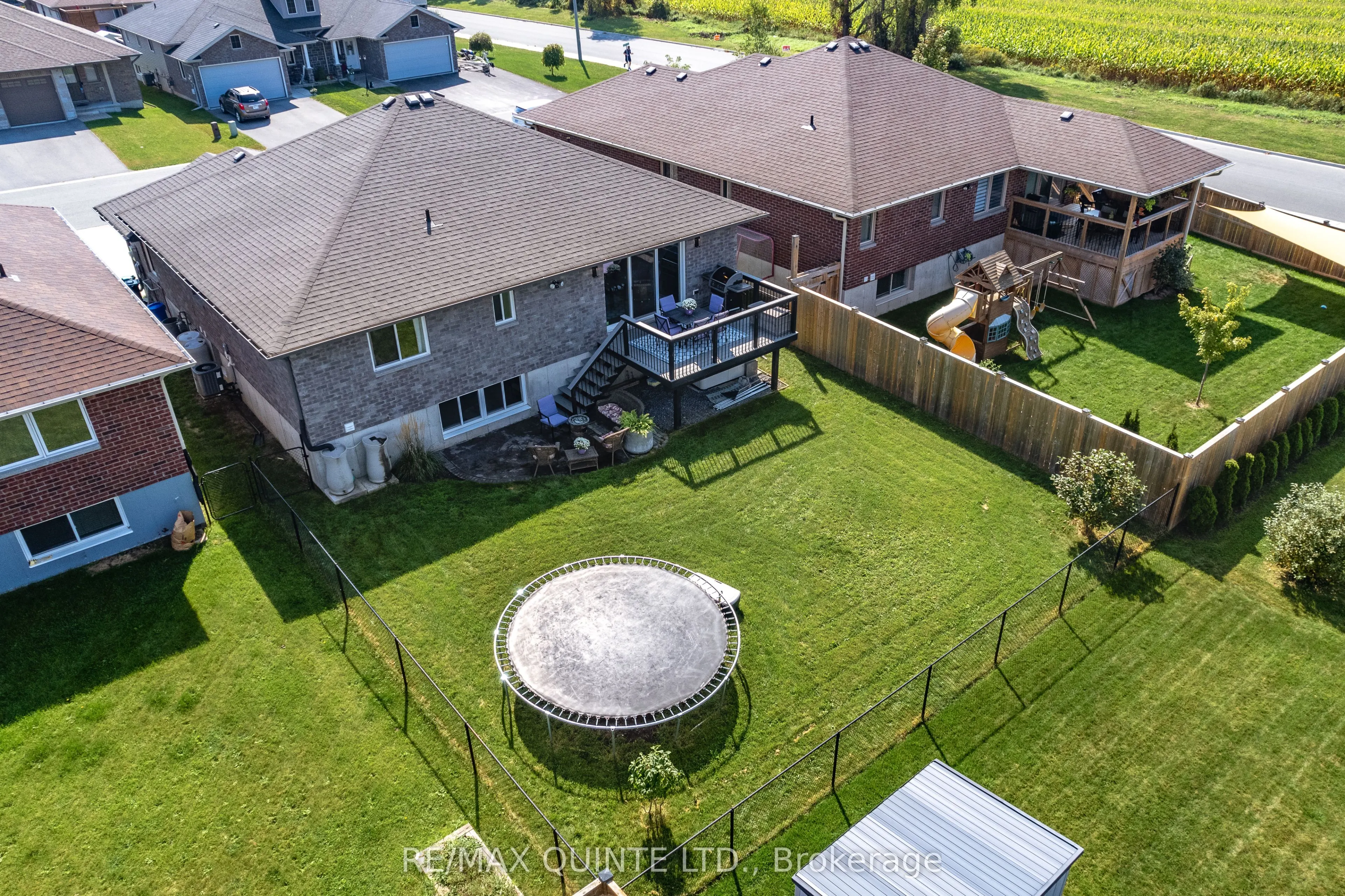56 McIntosh Crescent