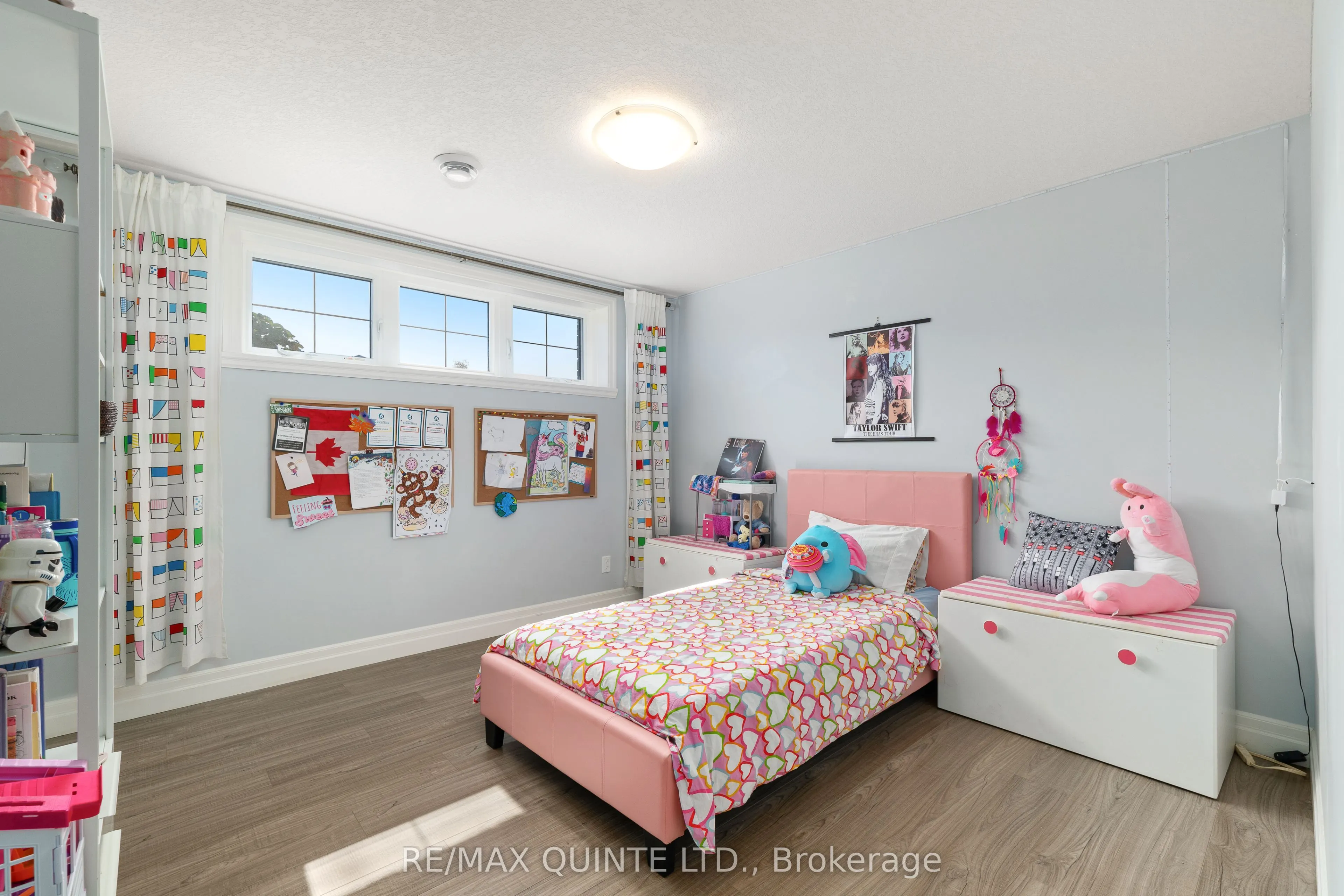 56 McIntosh Crescent