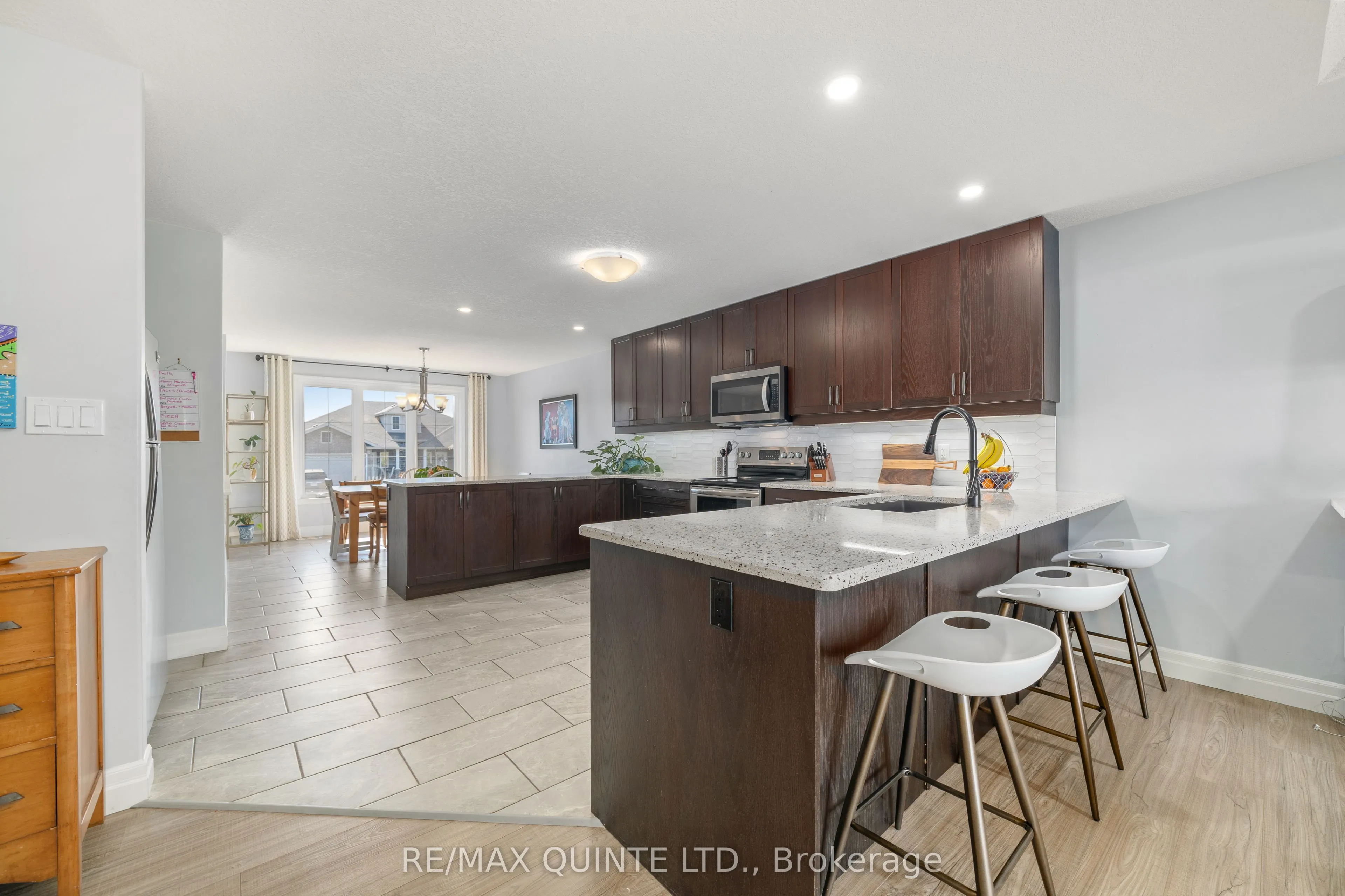 56 McIntosh Crescent