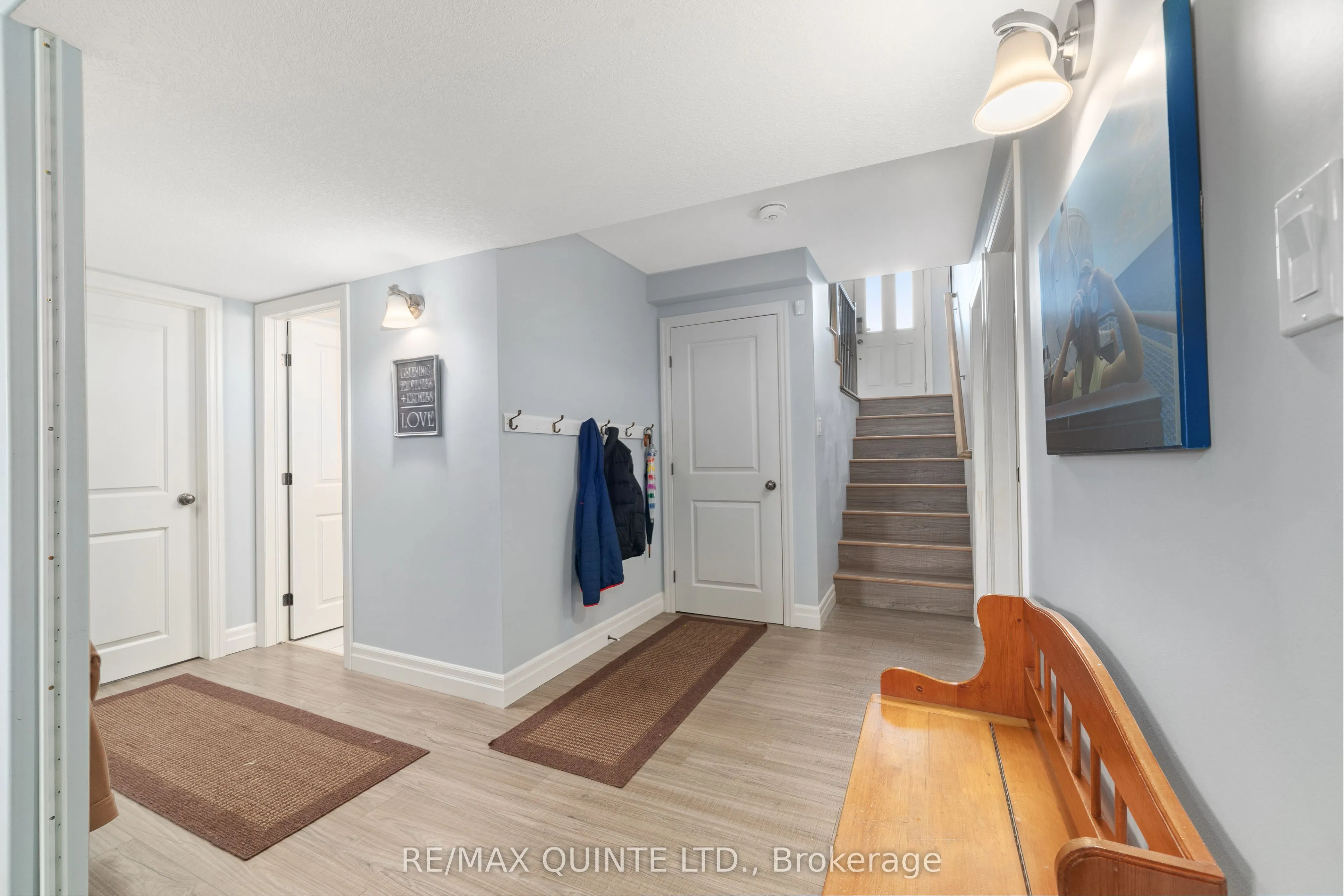 56 McIntosh Crescent