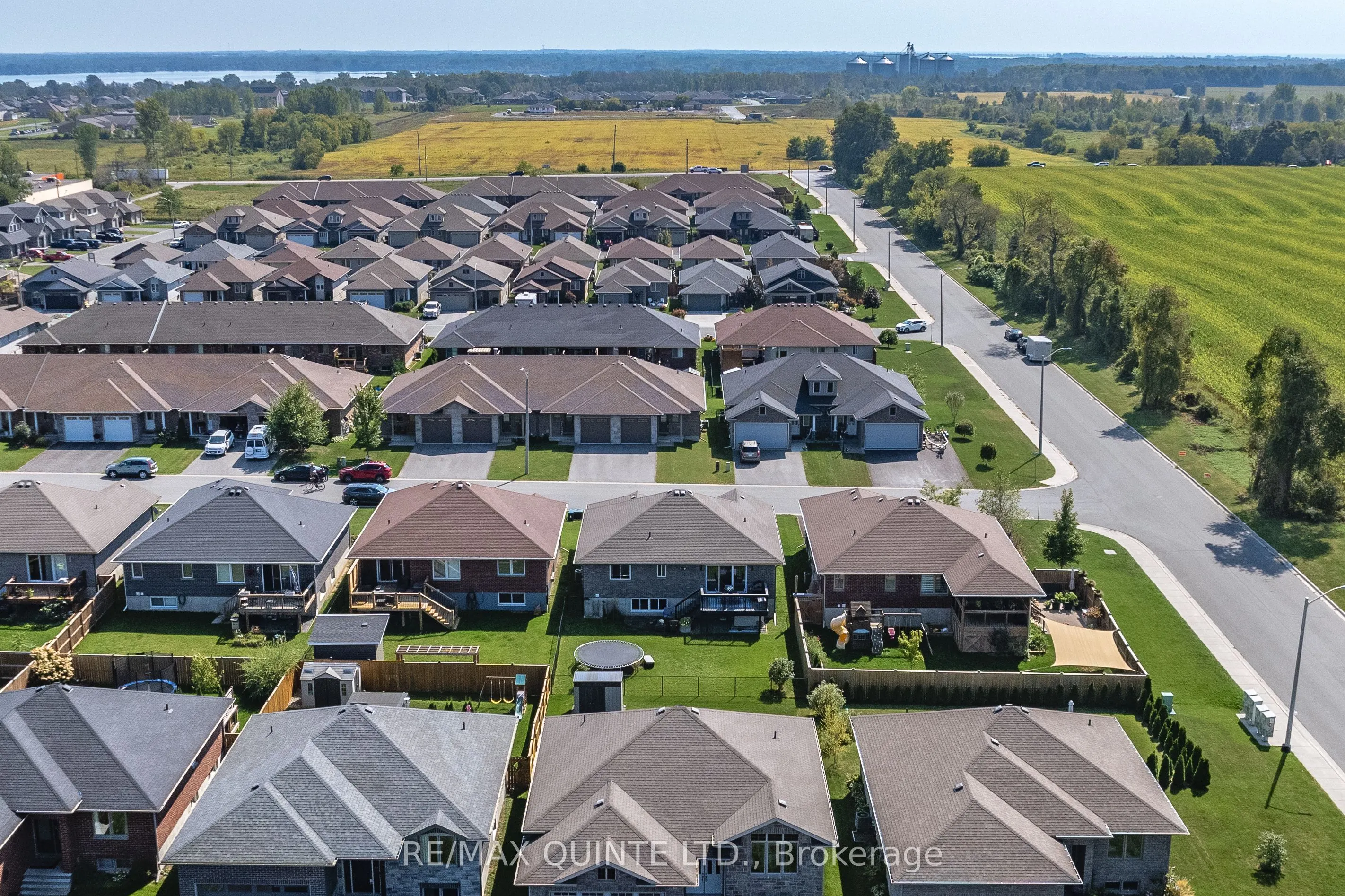 56 McIntosh Crescent
