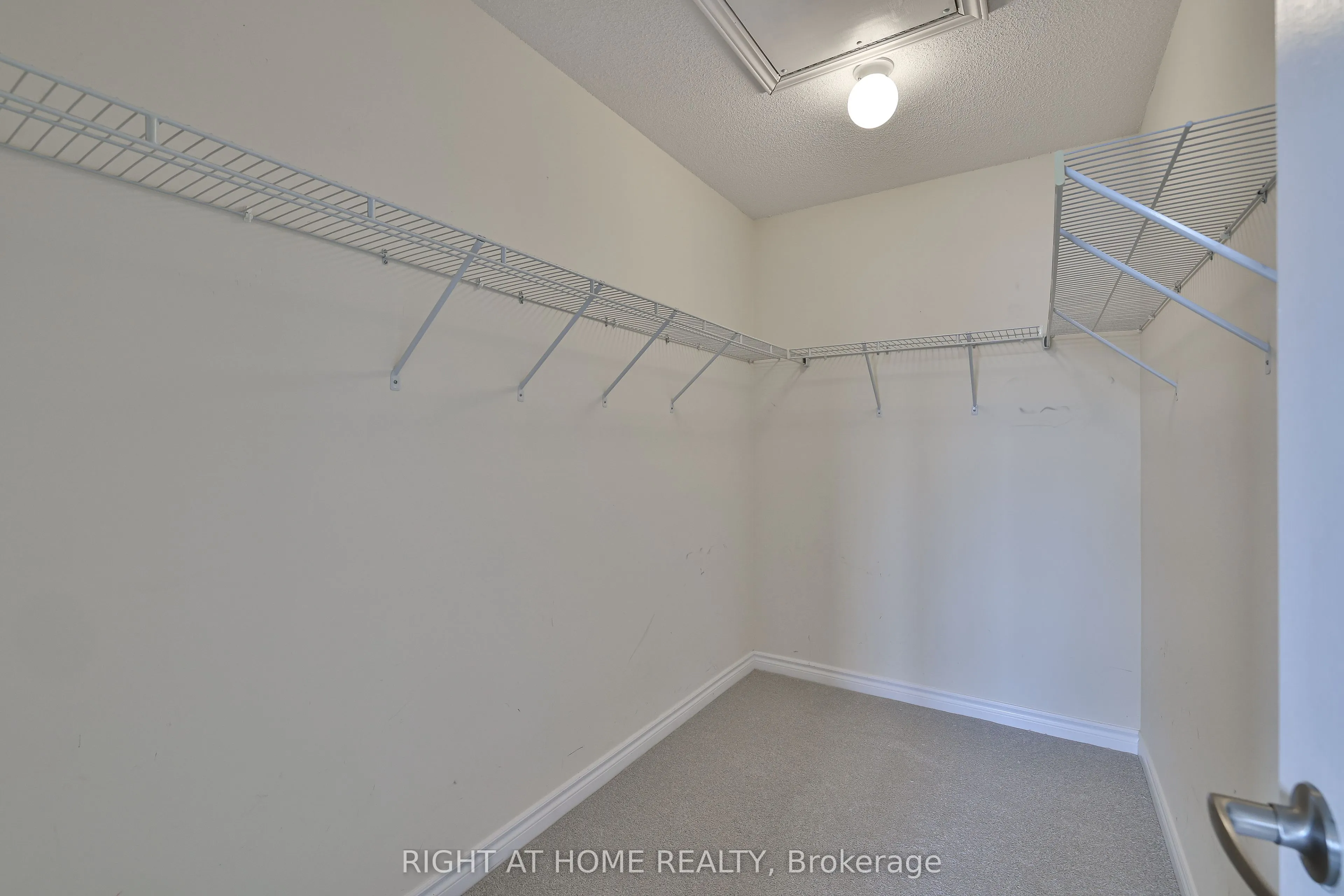 823 Greenly Drive