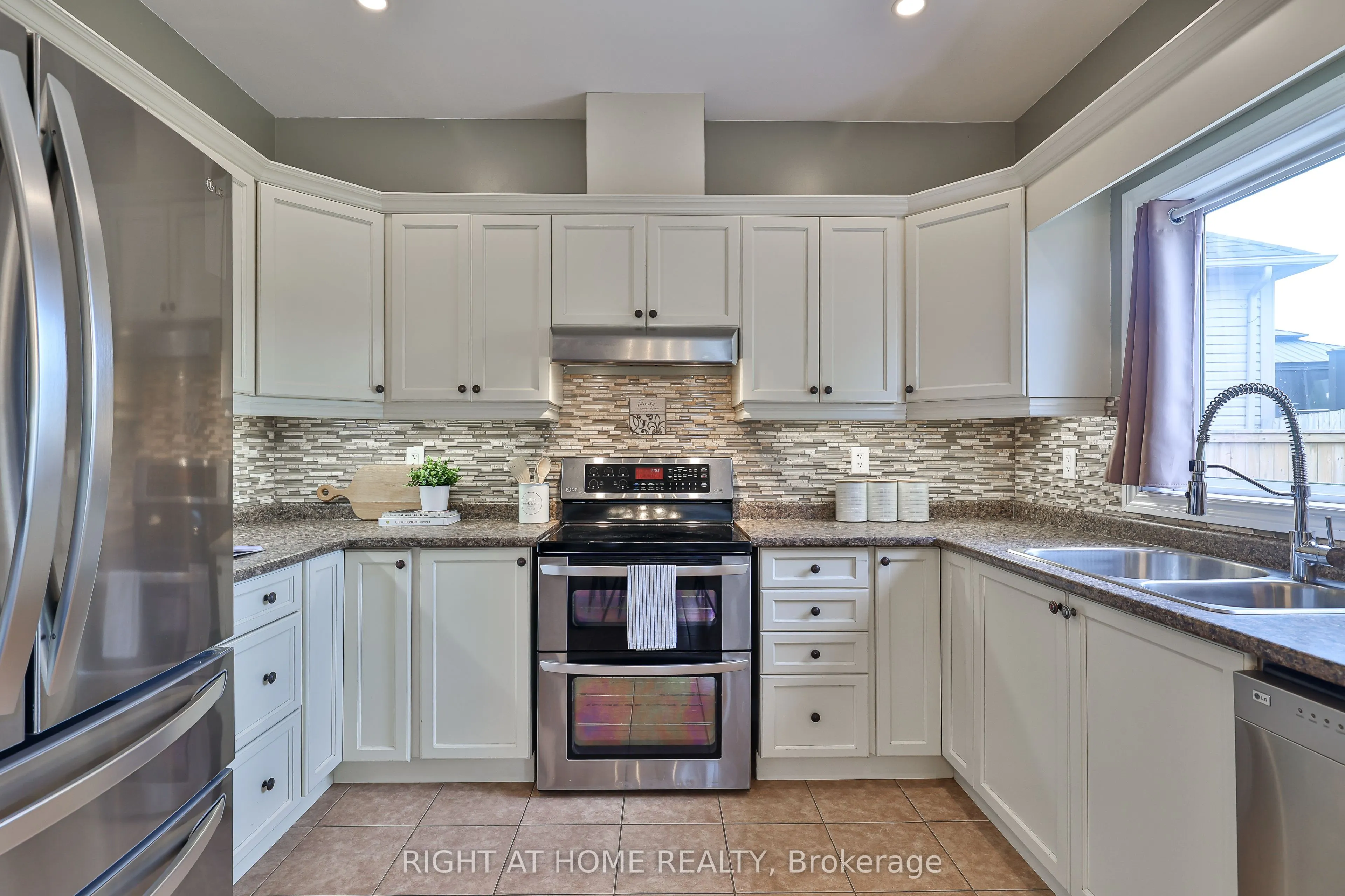 823 Greenly Drive