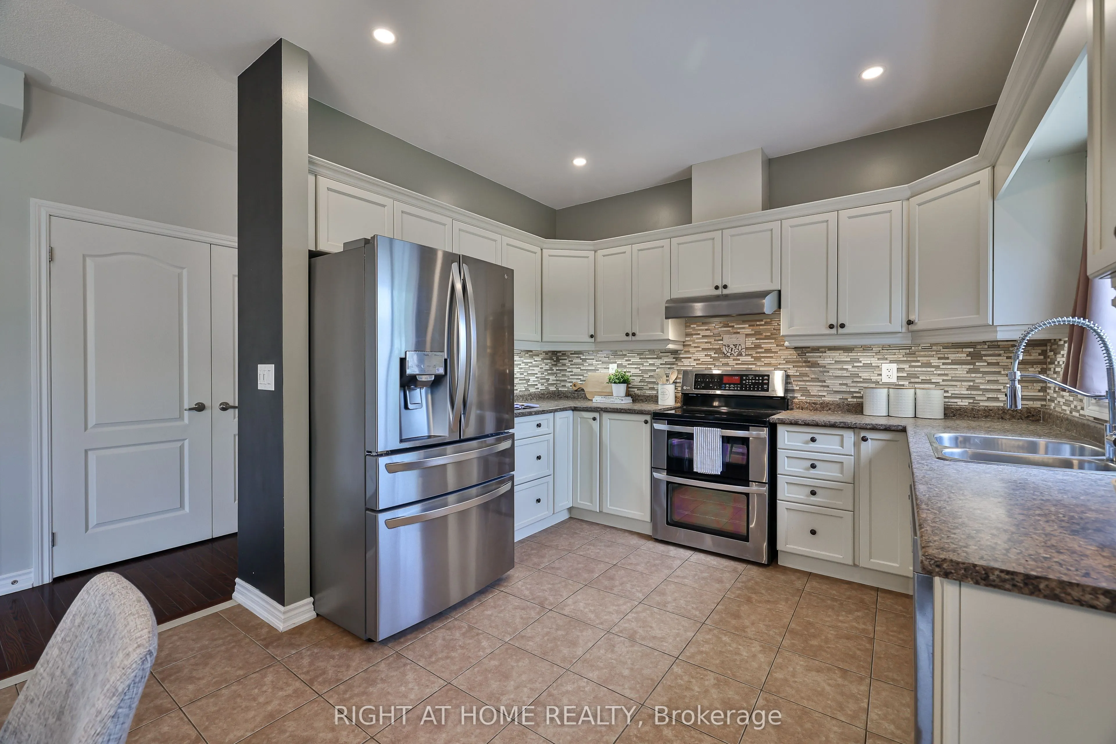 823 Greenly Drive