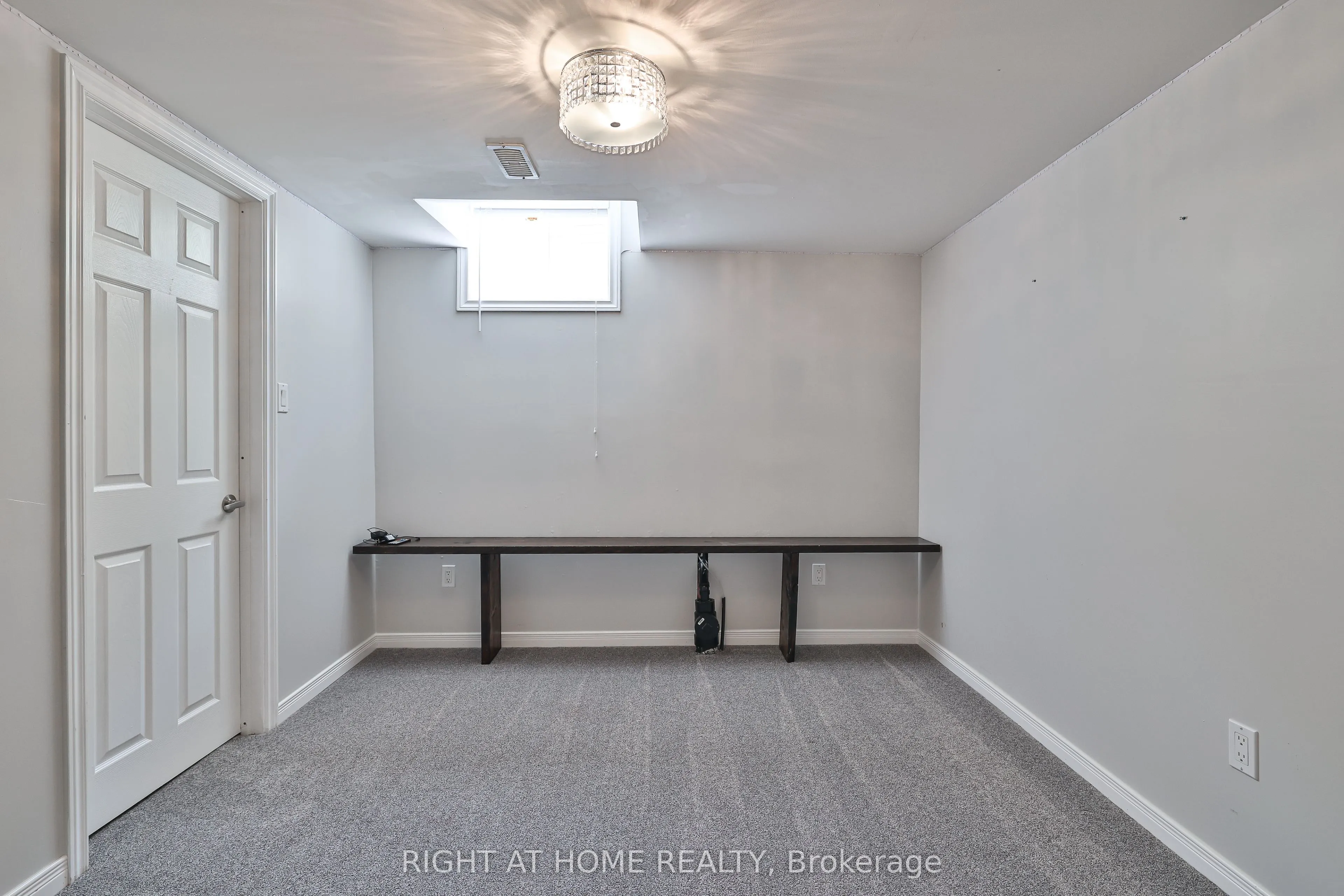 823 Greenly Drive