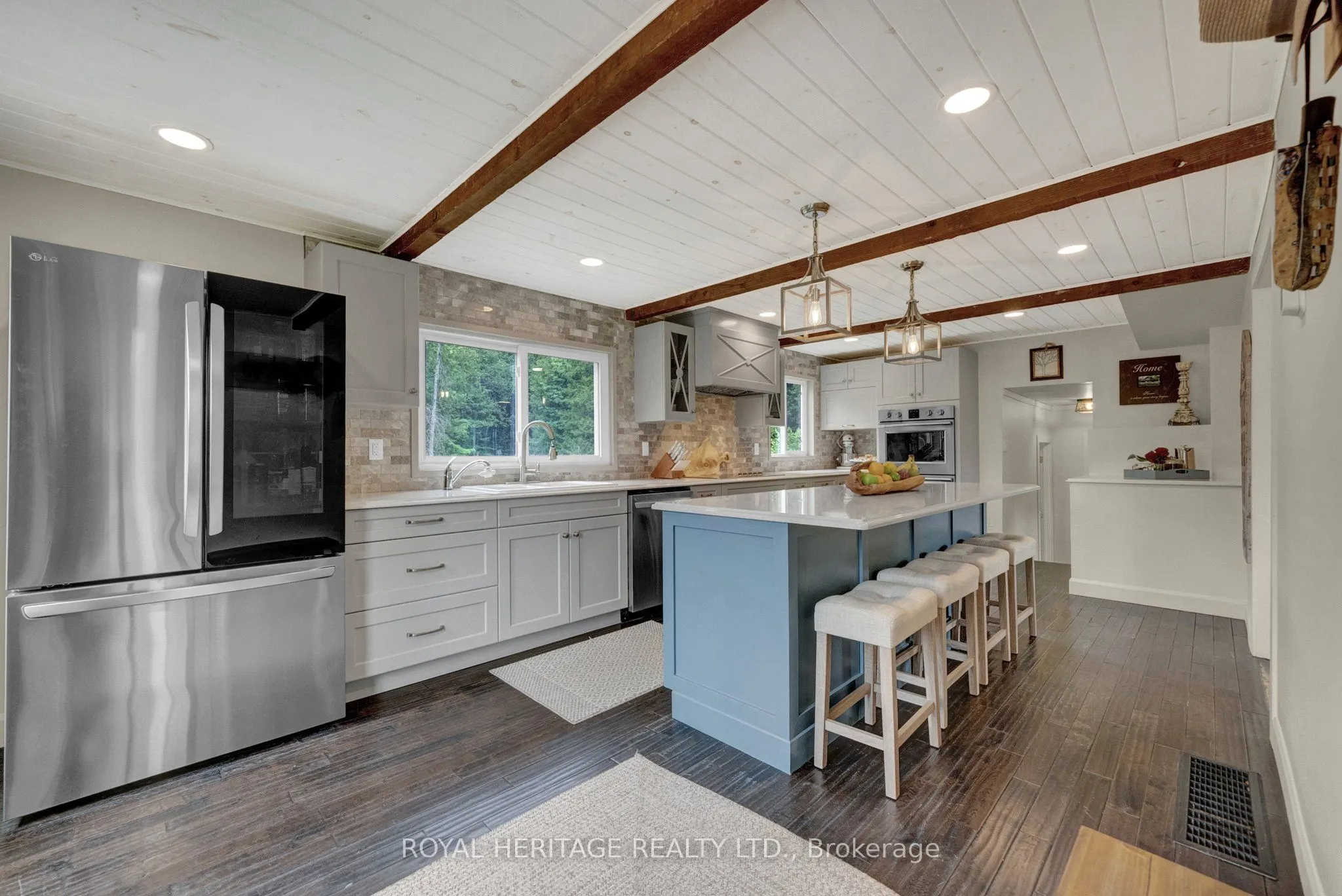 7551 Campbell Road