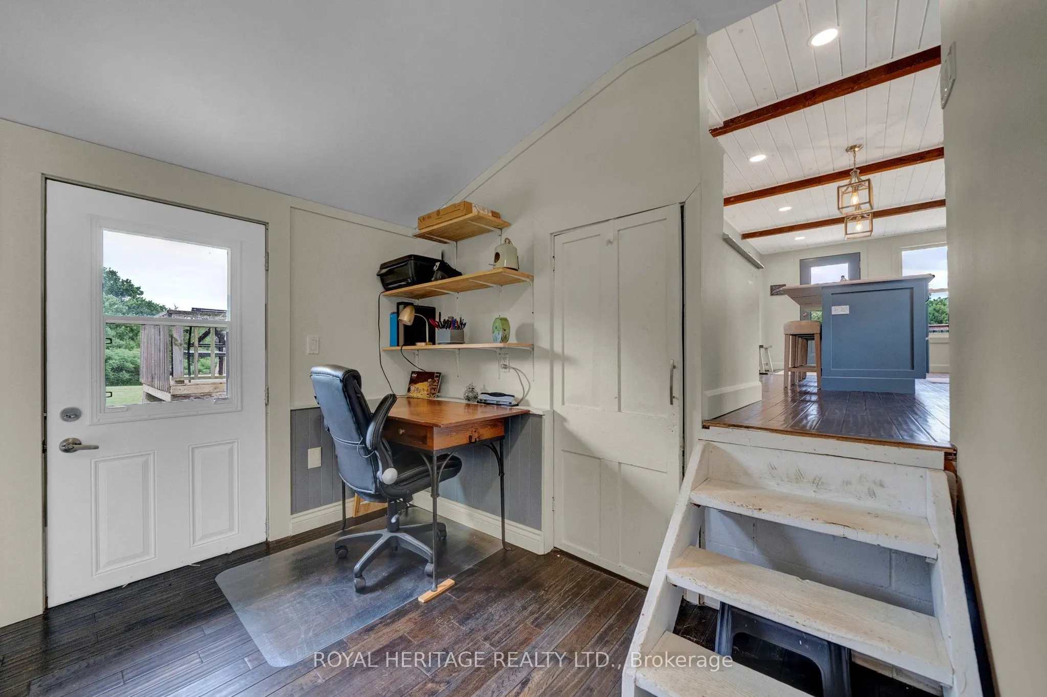 7551 Campbell Road