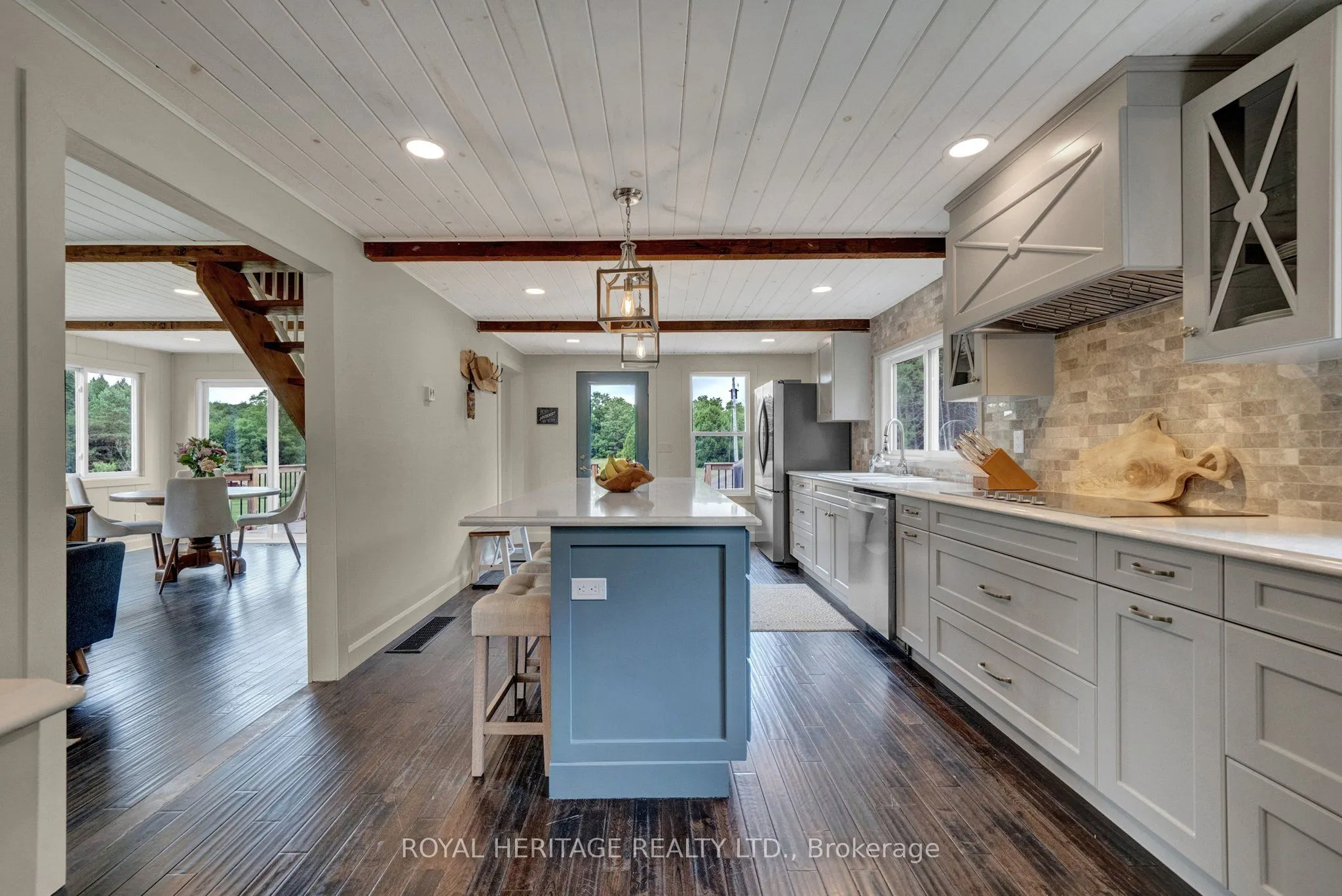 7551 Campbell Road