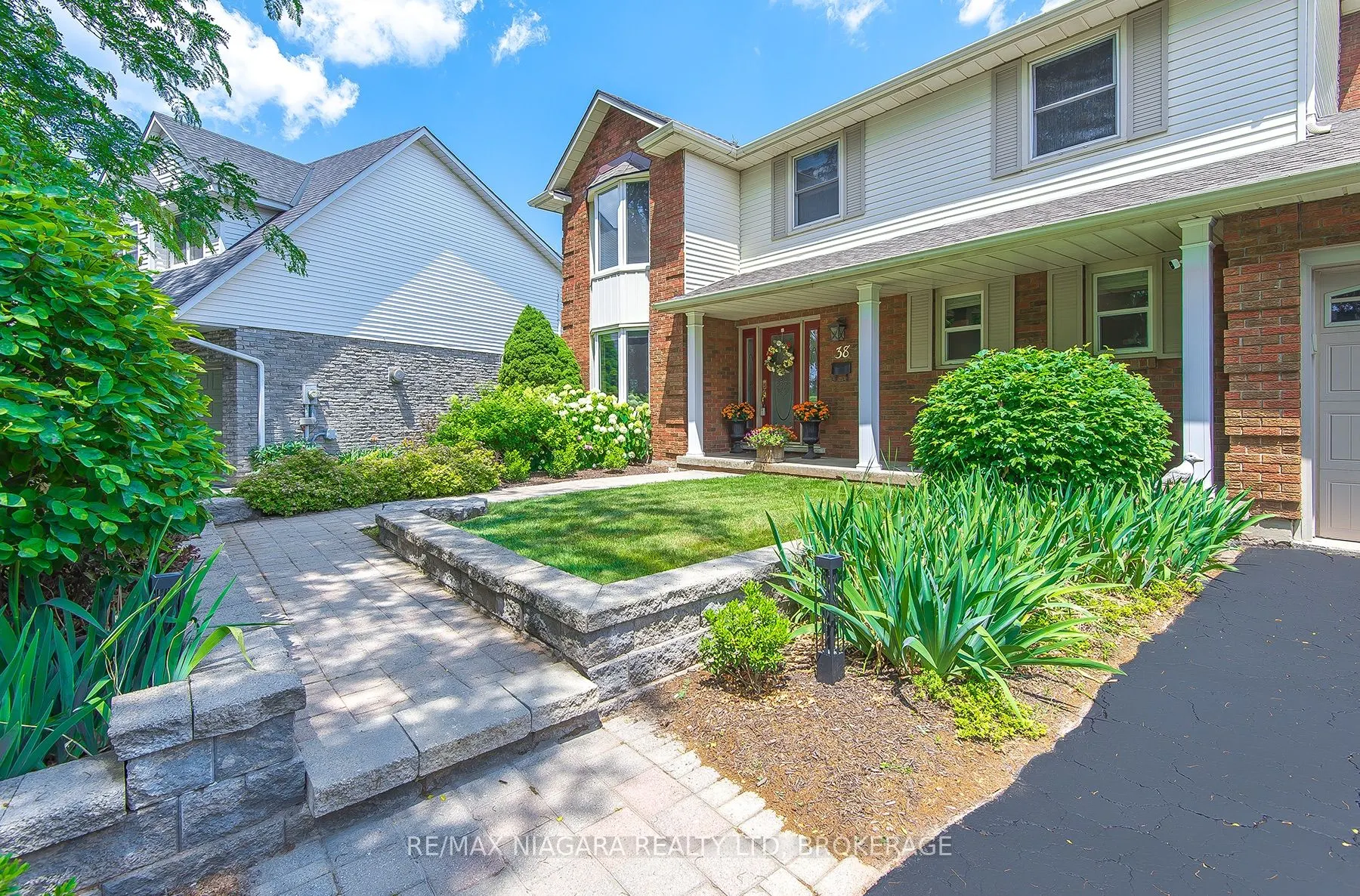 38 Banburry Crescent