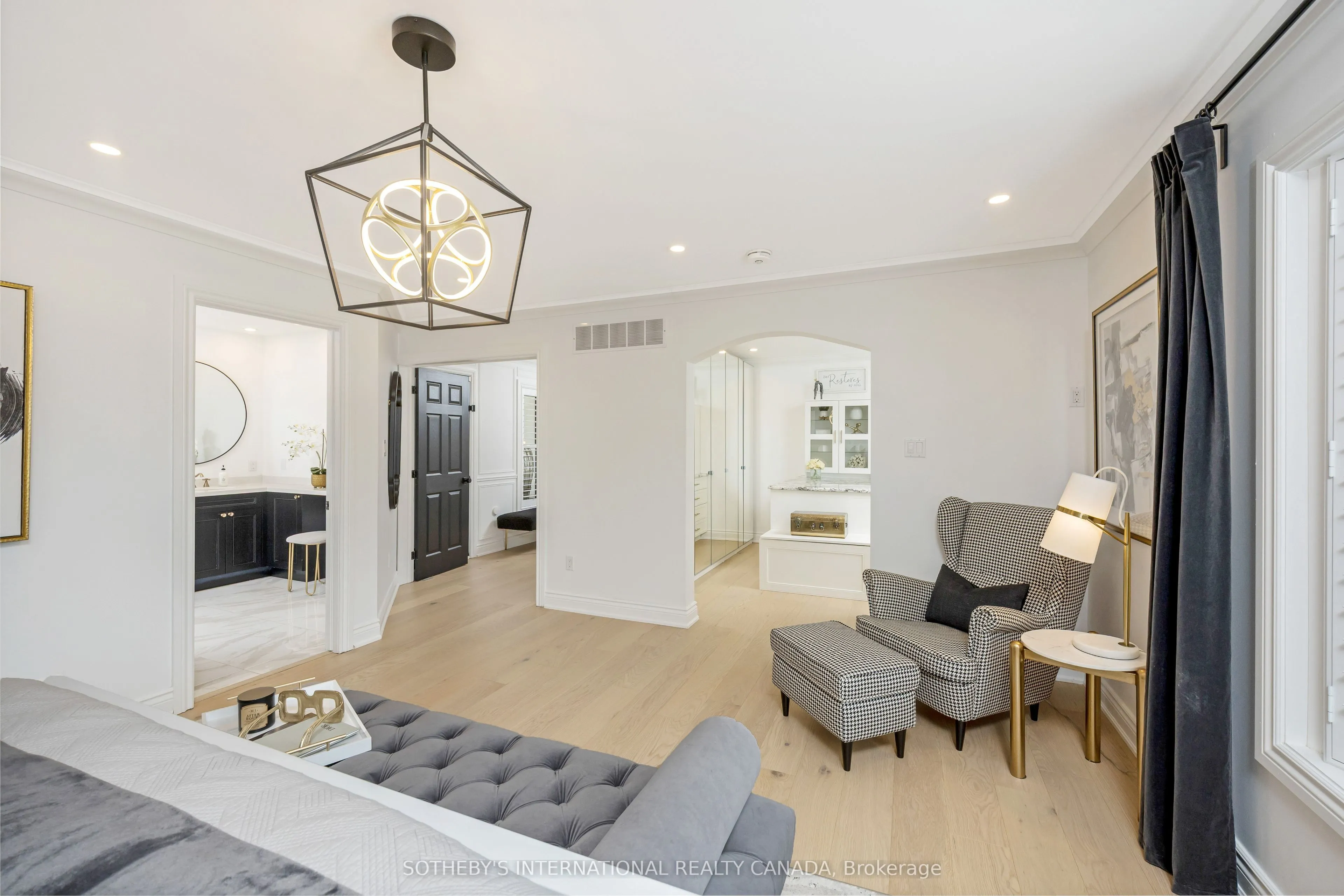 10 Meander Close